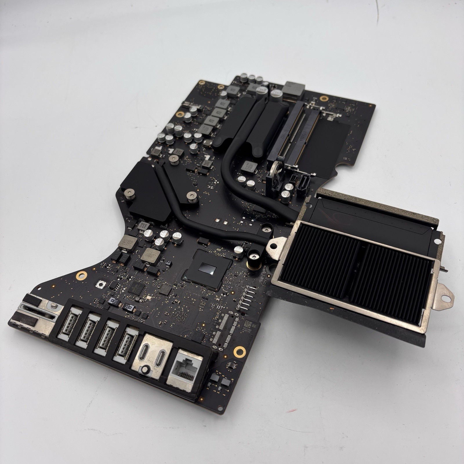 2017 Apple iMac 21.5″ A1418 Retina 4K Motherboard 82000597-A Core i5-7400 3.0GHz