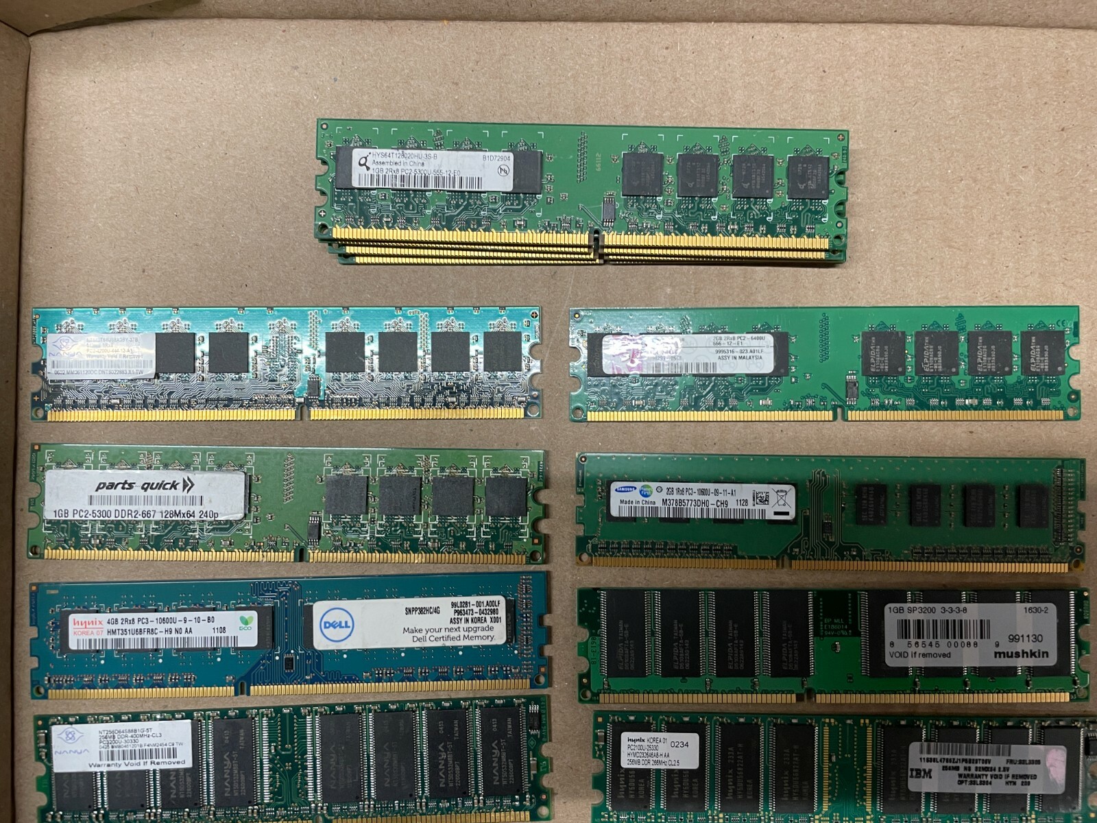Computer Ram Lot – Various types – See Description – 24 Chips total