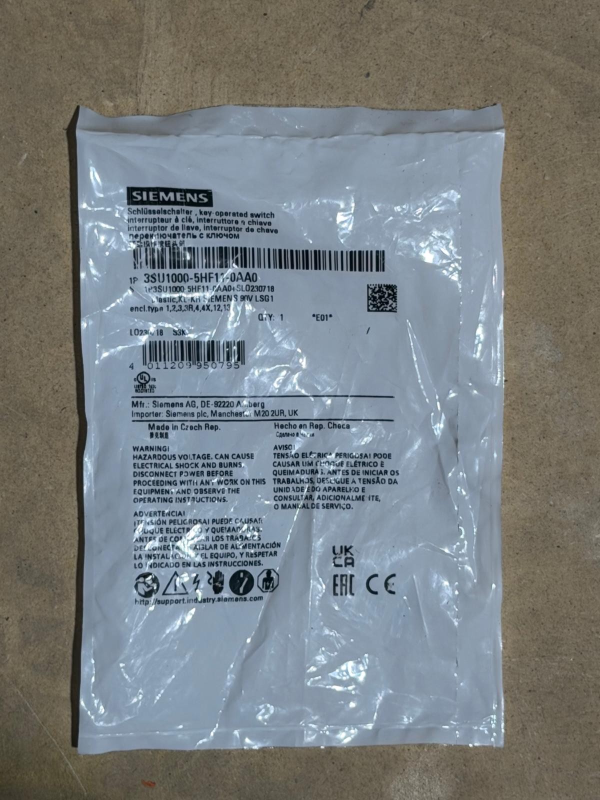 3SU1000-5HF11-0AA0 key-operated switch Siemens, 22 mm, round, plastic, lock no.