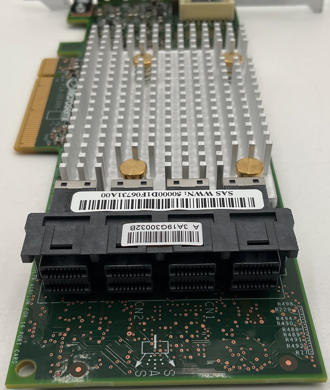 Microchip Technology Adaptec SmartRAID 3154-16i Adapter 12Gbps DDR4 2295000-R