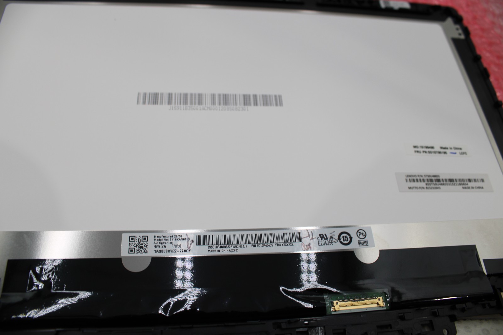New Open Box Lenovo 300e Chromebook 2nd Gen LCD Touchscreen 11.6 5D10T95195