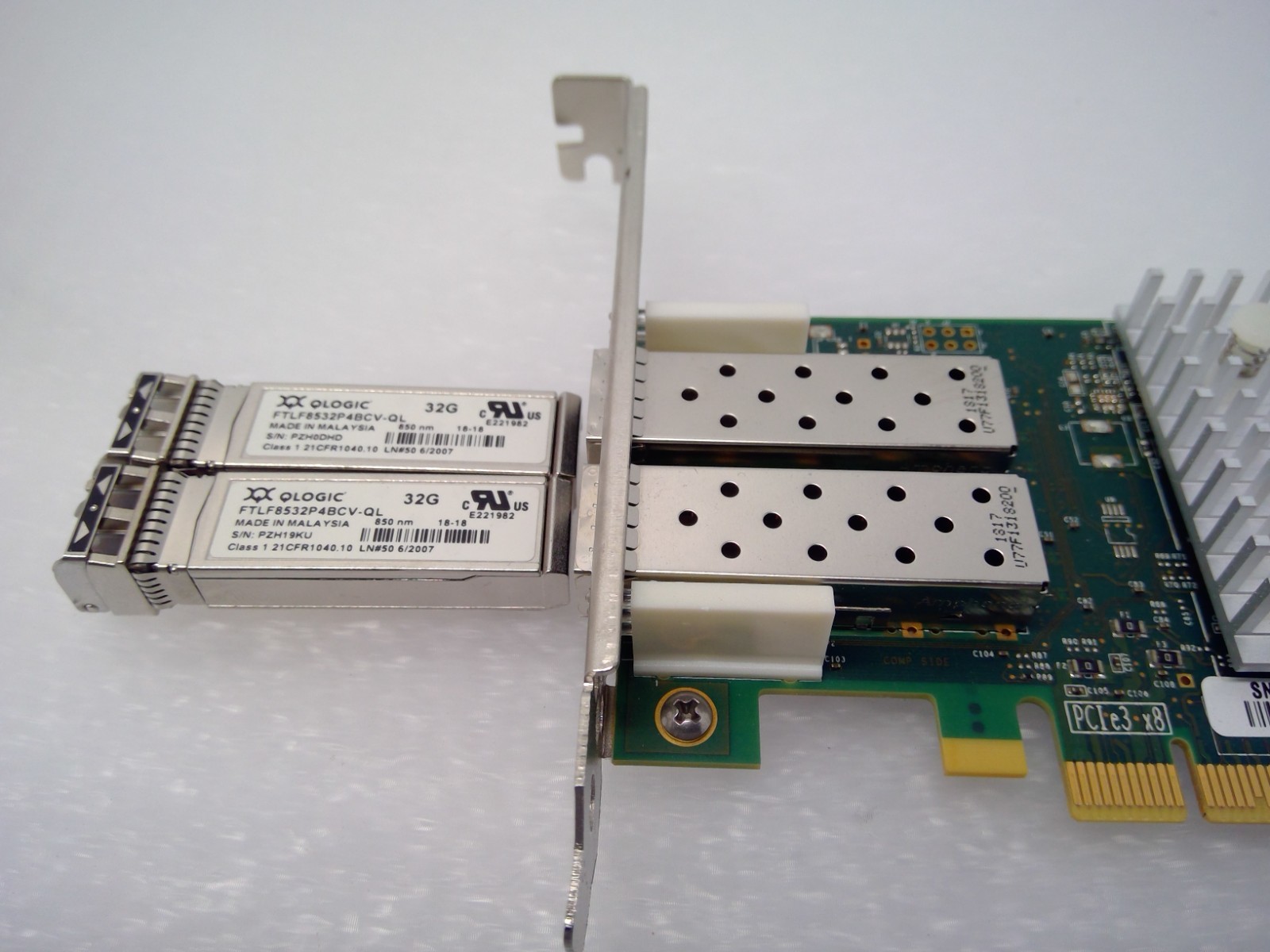 QLogic QLE2742-SR 32Gb Dual Port Fibre Channel HBA w/ 2x 32G SFP+