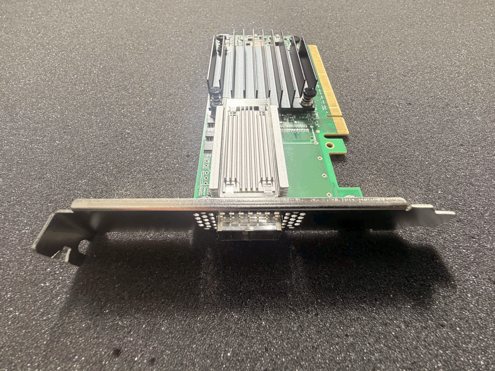 Mellanox MCX455A-ECAT ConnectX-4 EDR + 100GbE QSFP28 Network Card CX455A (FH)