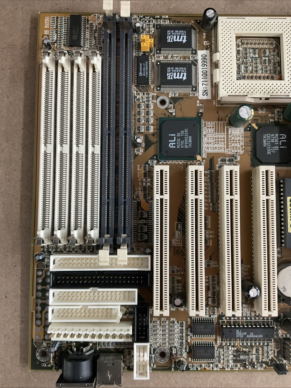 Vintage Socket 7 Motherboard Unknown Model/brand