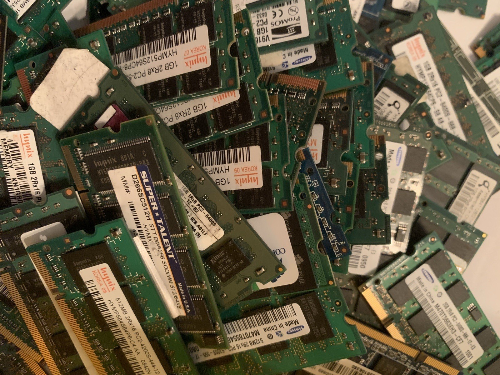 LOT of 177 DDR2 Mixed Brands & Size 2GB 1GB 512MB 256MB Vintage