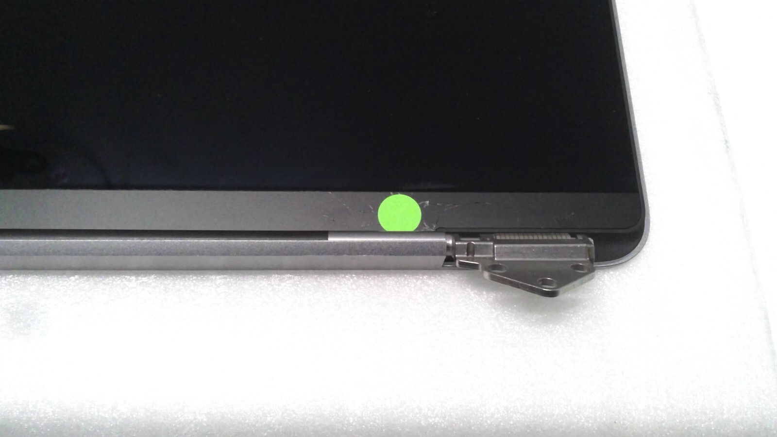 Genuine Apple LCD Screen Assembly 16″ MacBook Pro A2141 2019 2020 Replacement B4