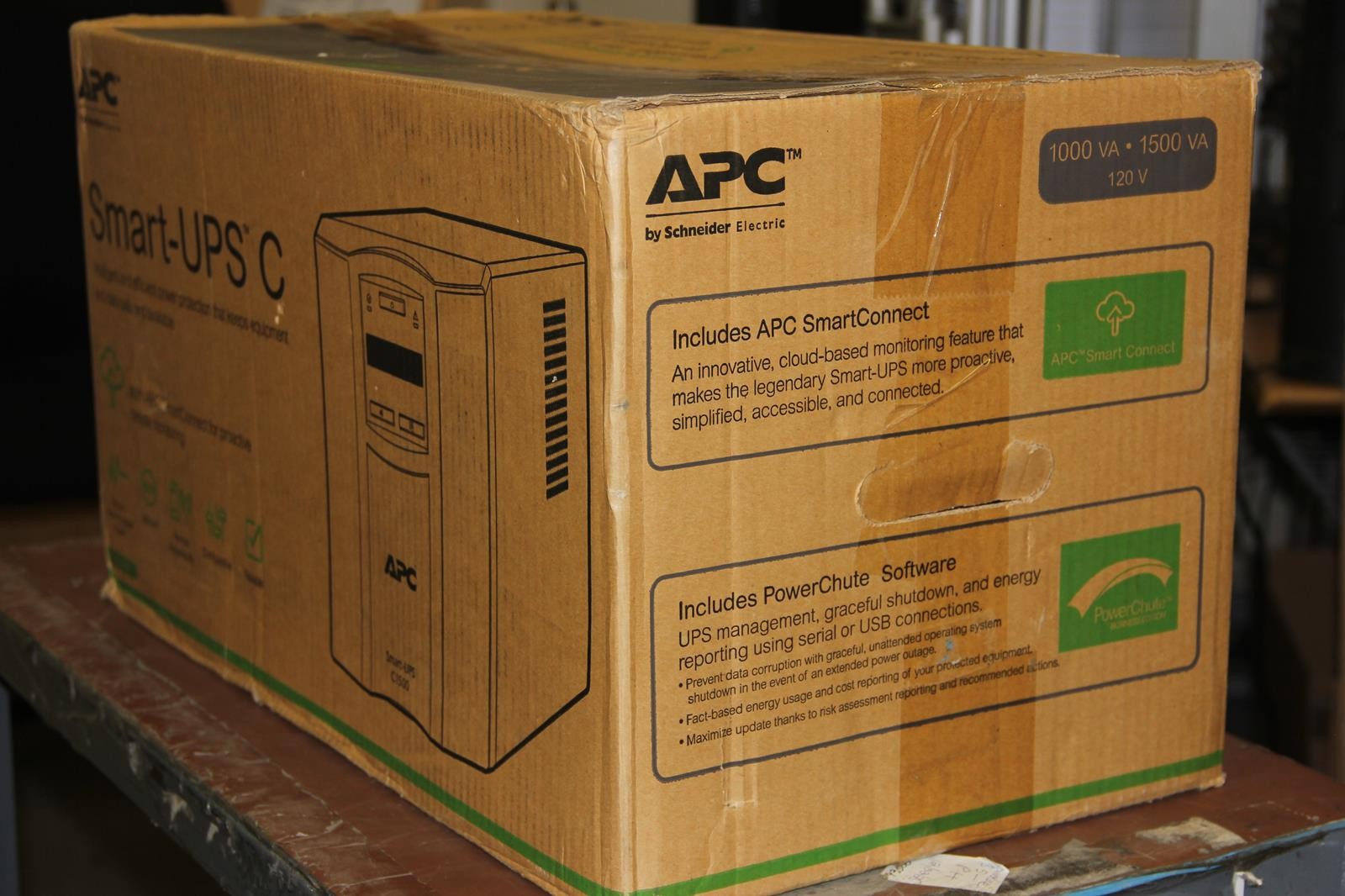 APC SMC1500 1500VA Smart UPS with SmartConnect SMC1500C Battery Backup “NEW”