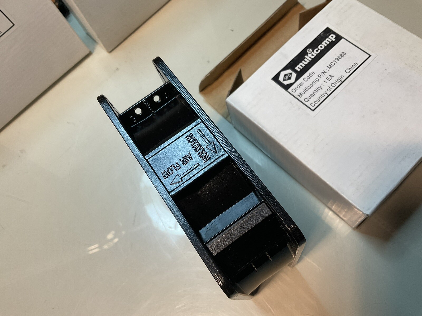 MULTICOMP MC19683 AC115V 0.26/0.24A IMPEDANCE PROTECTED METAL FAN