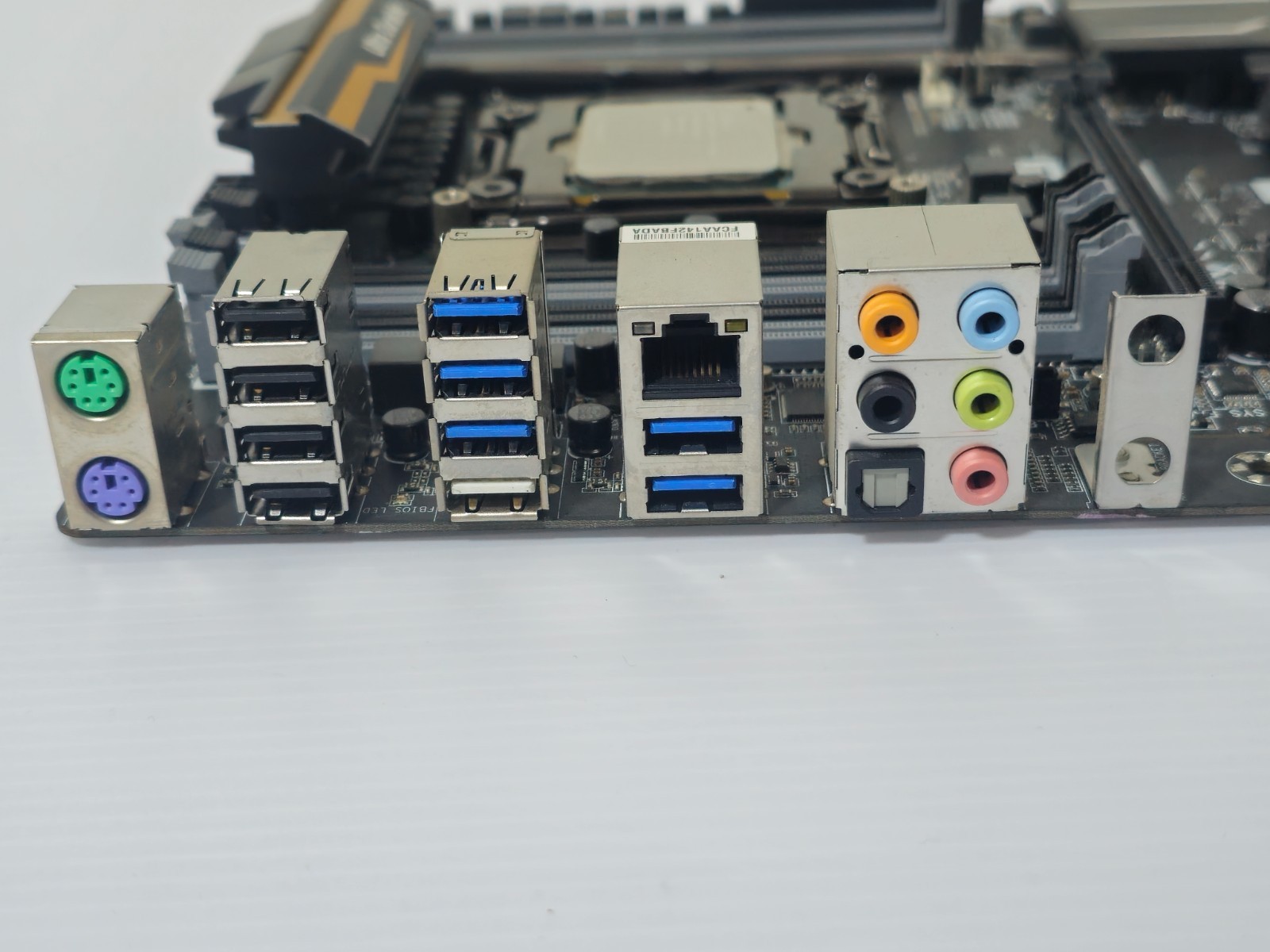 Gigabyte GA-X99-UD4 LGA2011-3 ATX Motherboard Intel X99 DDR4 USB 3.0