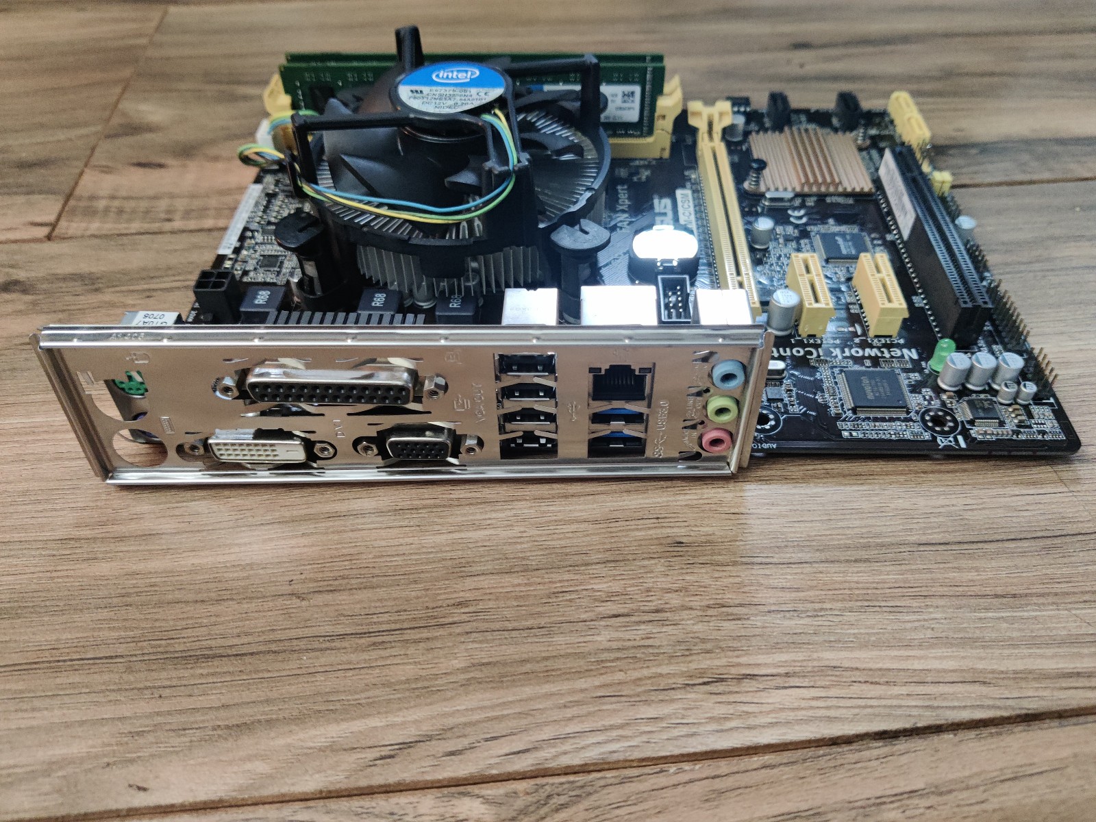 ASUS H81M-C/CSM 1150/Socket H3, Intel Motherboard