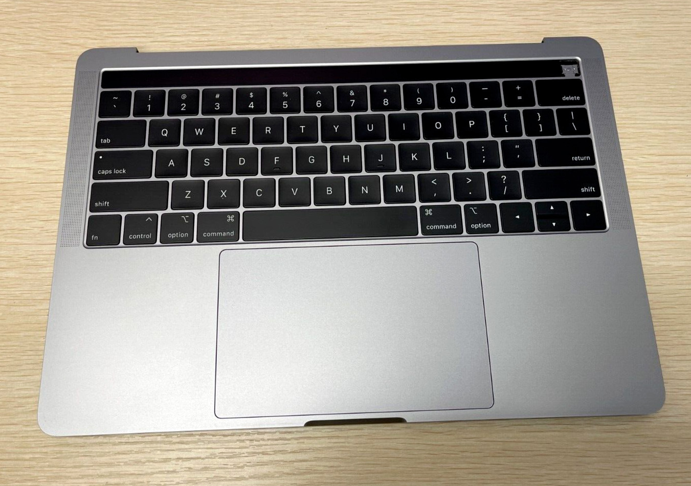 OEM MacBook Pro 13″ A1989 2018 2019 Topcase Keyboard Battery Space Gray – A