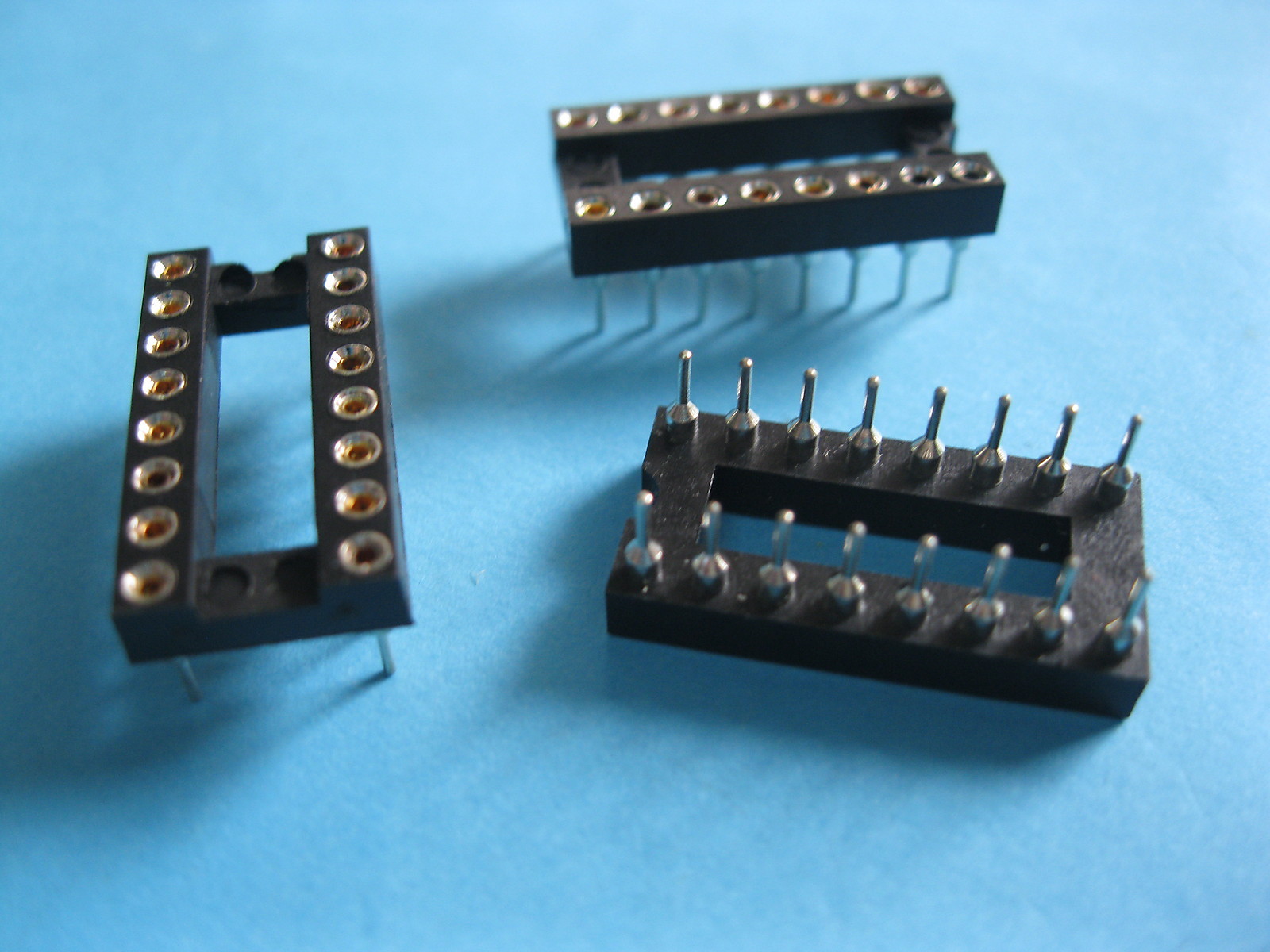 30 pcs IC Socket Adapter Round 16 Pin Headers & (IC) Sockets Pitch 2.54mm X=7.62