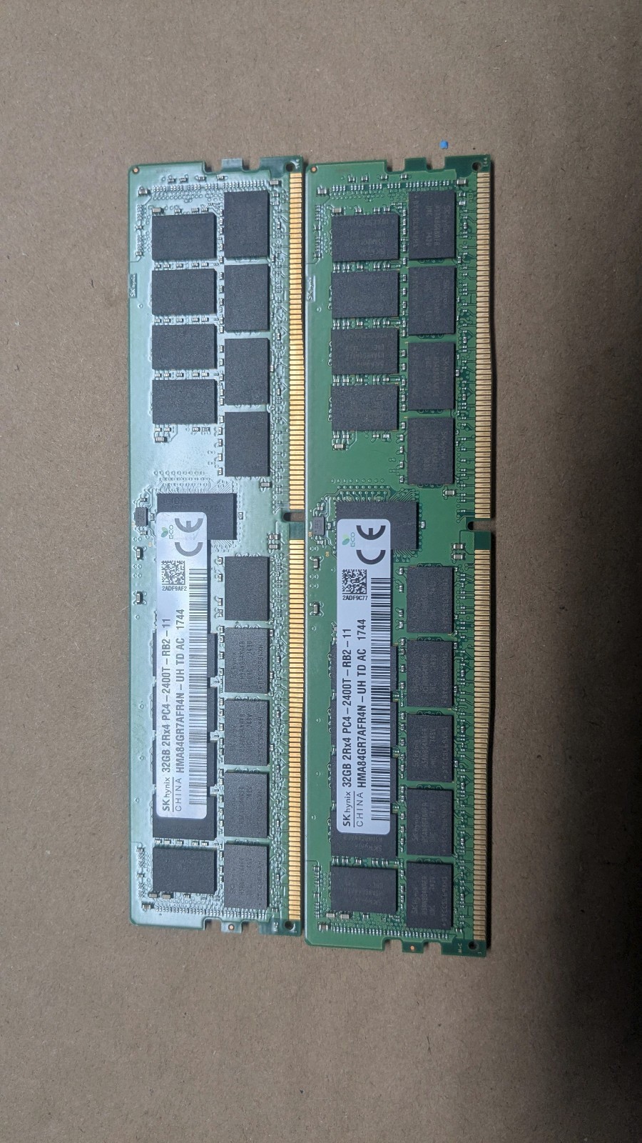 Gigabyte GA-X99-UD4P Intel Motherboard + Xeon CPU E5-2697 v4 + 32GB DDR4 COMBO