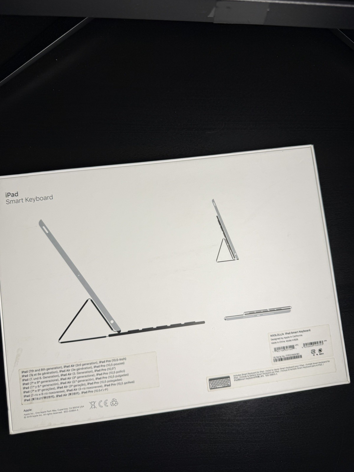 Apple iPad Smart Keyboard – 10.5” – EMPTY BOX- Keyboard Not Included – OEM Box
