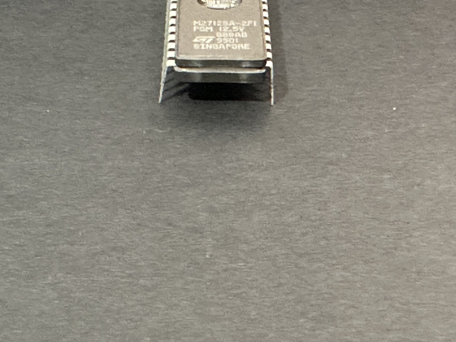 EPROM Chip ST M27128A-2F1 DIP-USA Seller – FAST SHIPPING