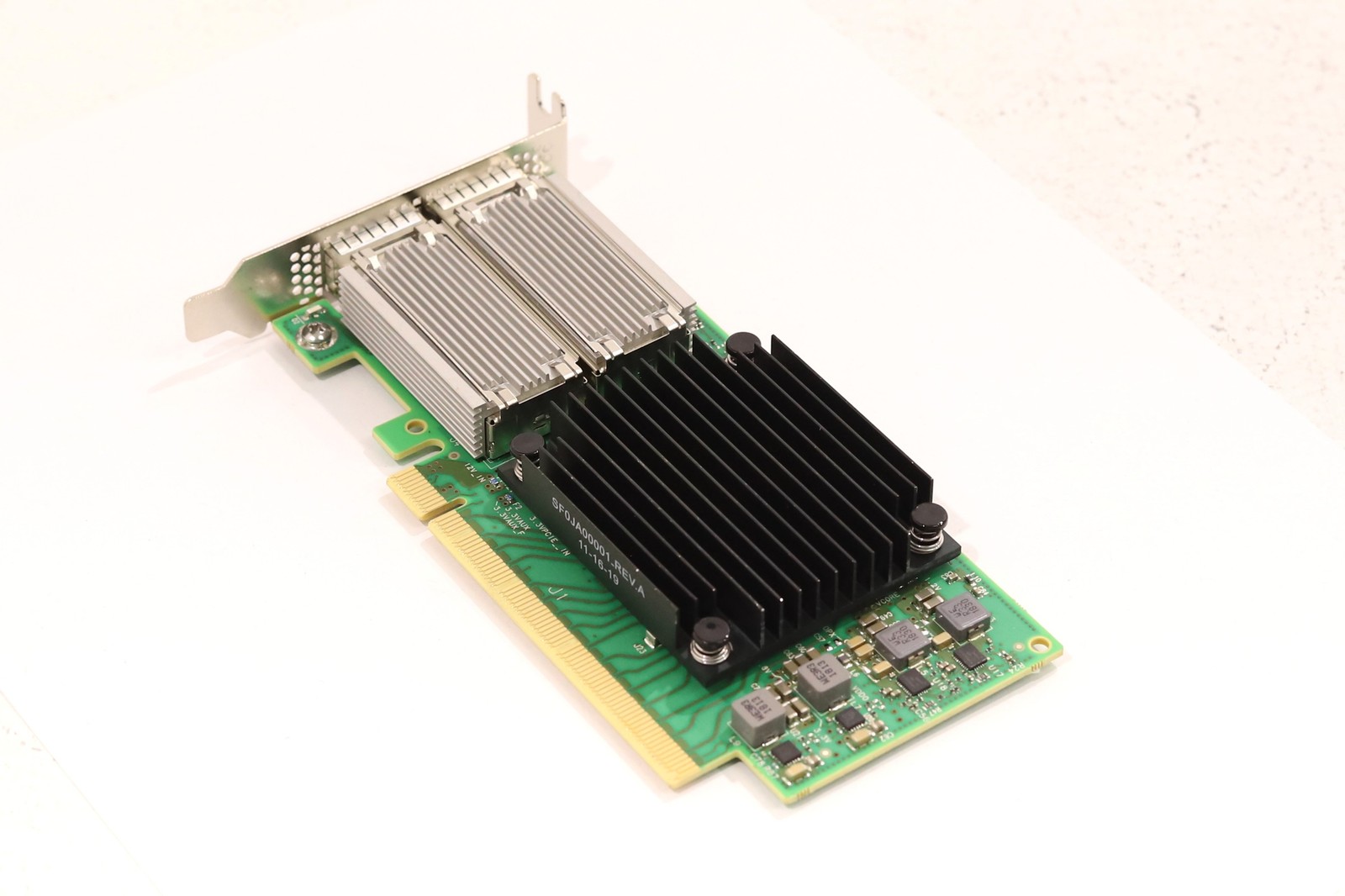 Mellanox ConnectX-5 CX516A Dual-Port 40GbE QSFP+ Network Card P/N: MCX516A-BDAT