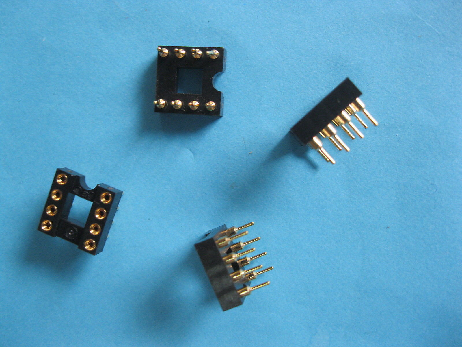 30 pcs IC Socket Adapter Gold Plated Round 8 Pin Headers & (IC) Sockets New