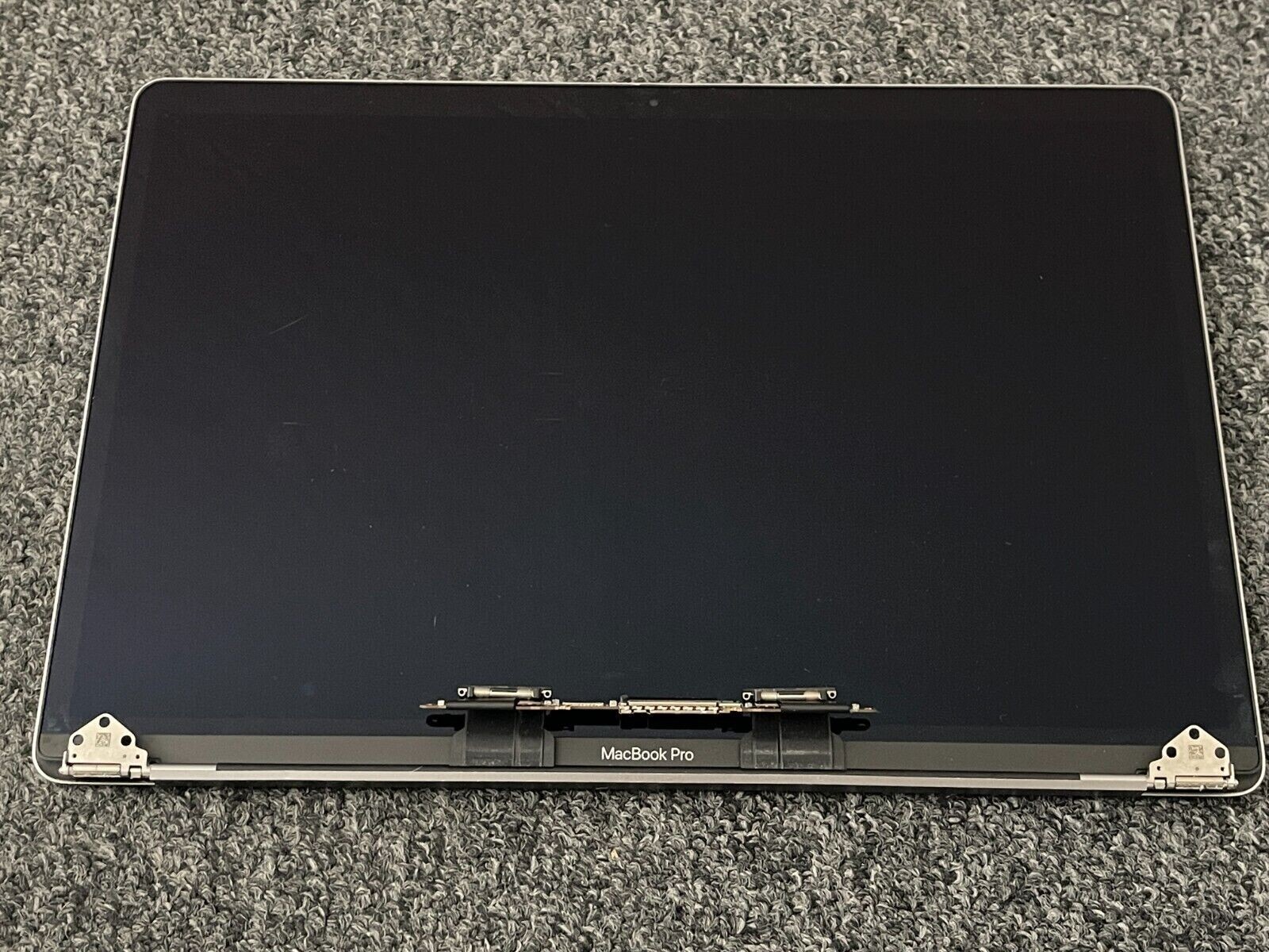 Original Apple Macbook Pro 15″ A1990 2018 2019 LCD Display Assembly Silver – B