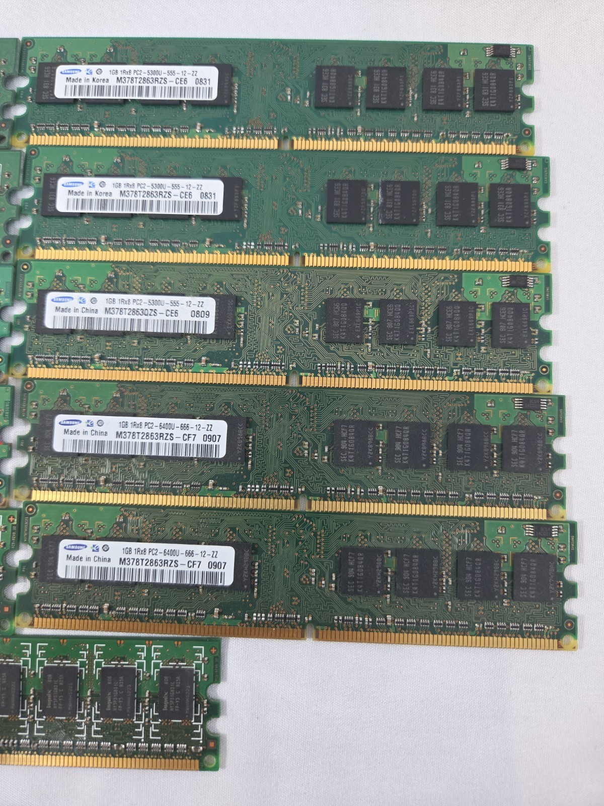 Lot of 11 Mixed Brand & Speed PC2- 1GB + 2GB DDR2 Desktop RAM 6400U + 5300U