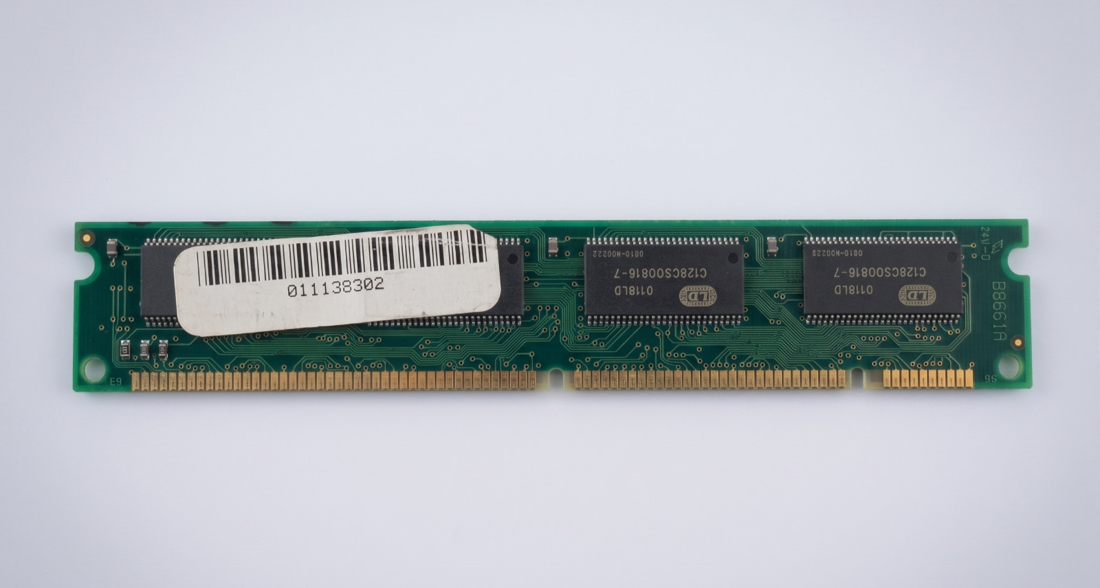 Vintage LD 128MB PC133 133MHz SDRAM 168-Pin DIMM Desktop Memory C128CSQ0816-7