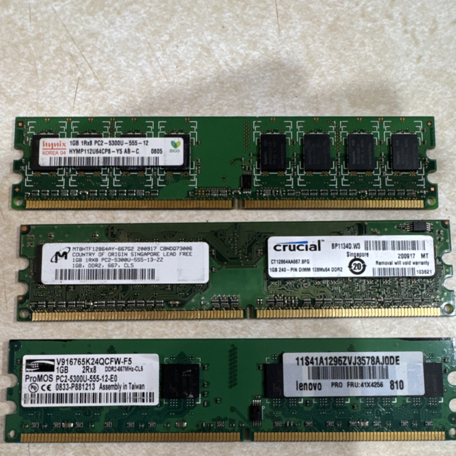 Mixed Brands 3GB (3x1GB) DDR2 PC2-5300U 240-Pin DIMM Unbuffered