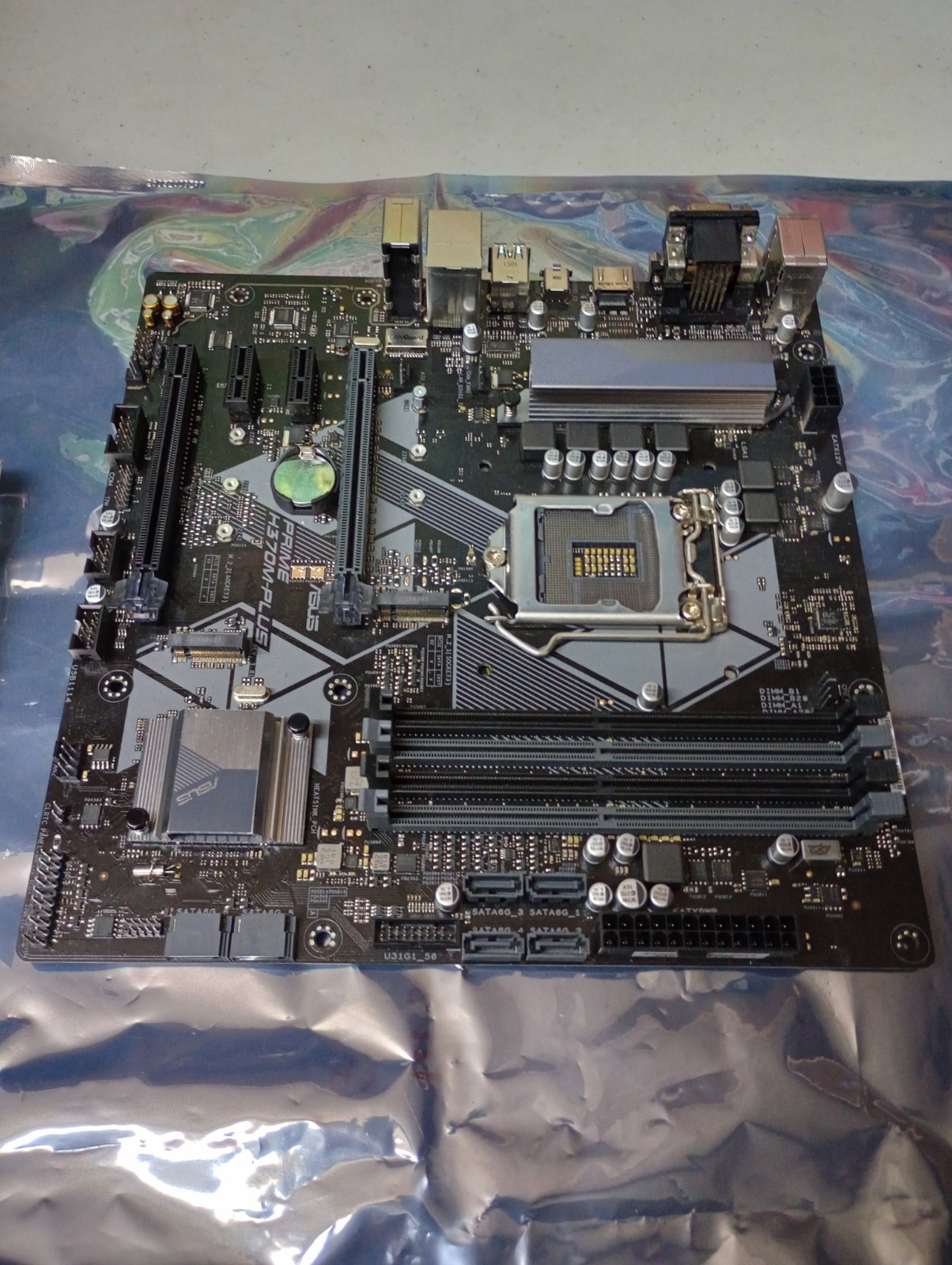 Asus Prime H370M-Plus Micro ATX LGA 1151 8th 9th gen Intel motherboard + shield