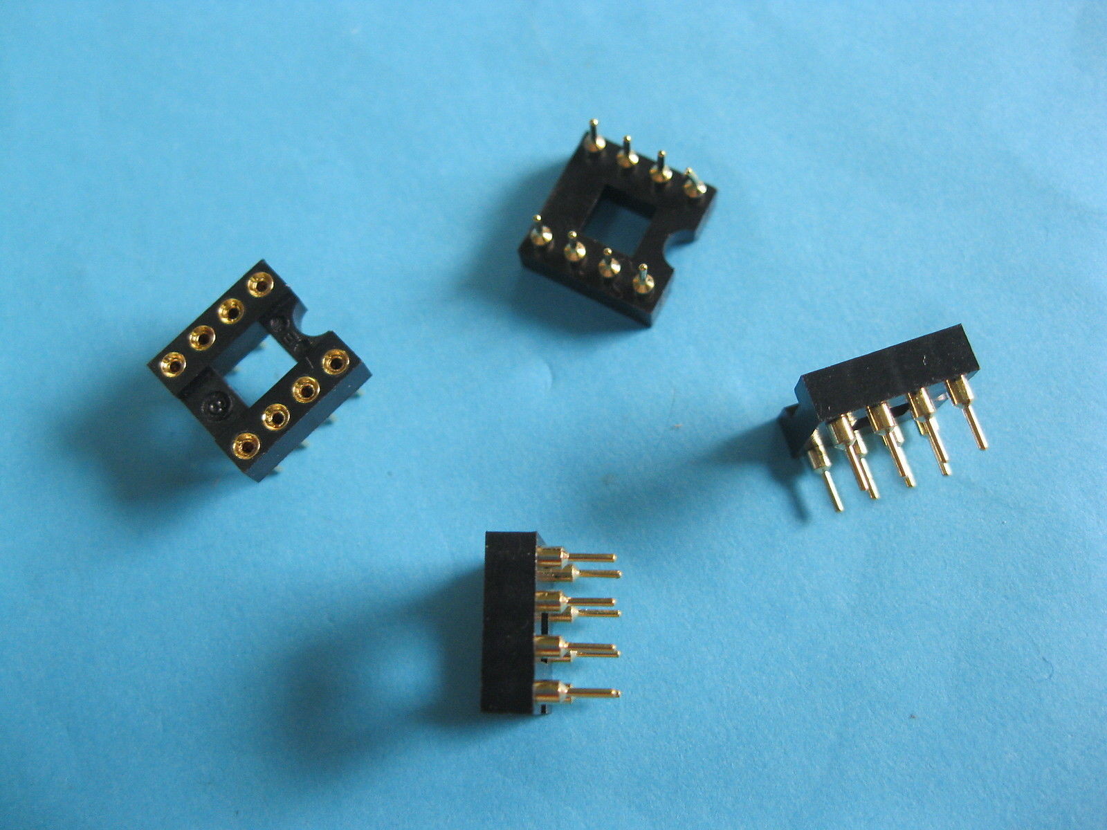 30 pcs IC Socket Adapter Gold Plated Round 8 Pin Headers & (IC) Sockets New