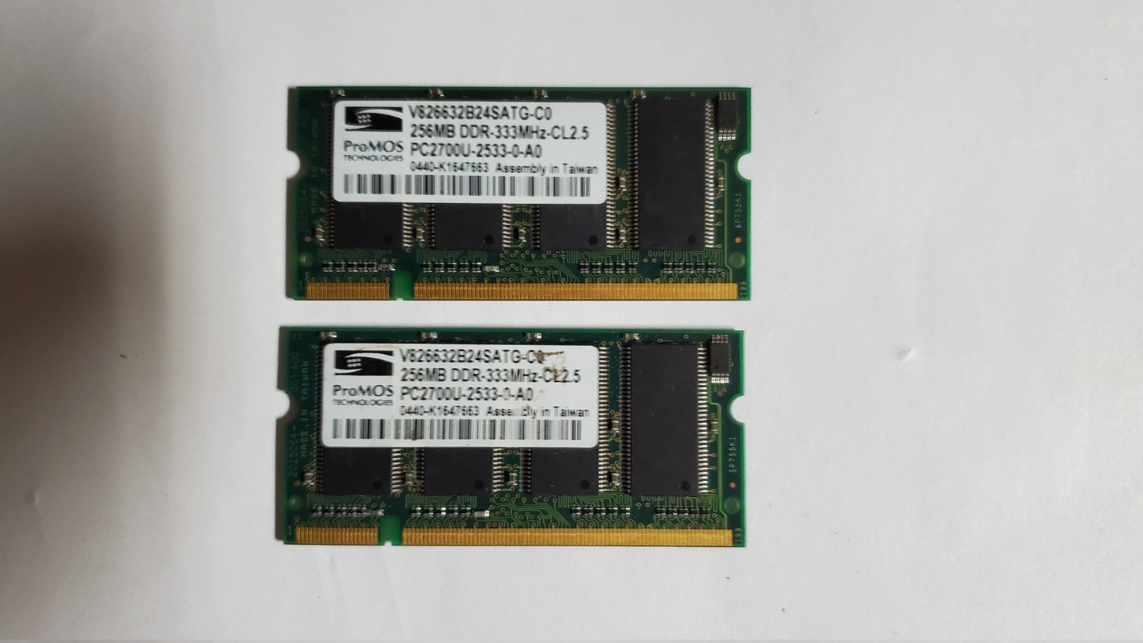 PC memory – 2x 256MB DDR-333MHz-CL2.5 SODIMM