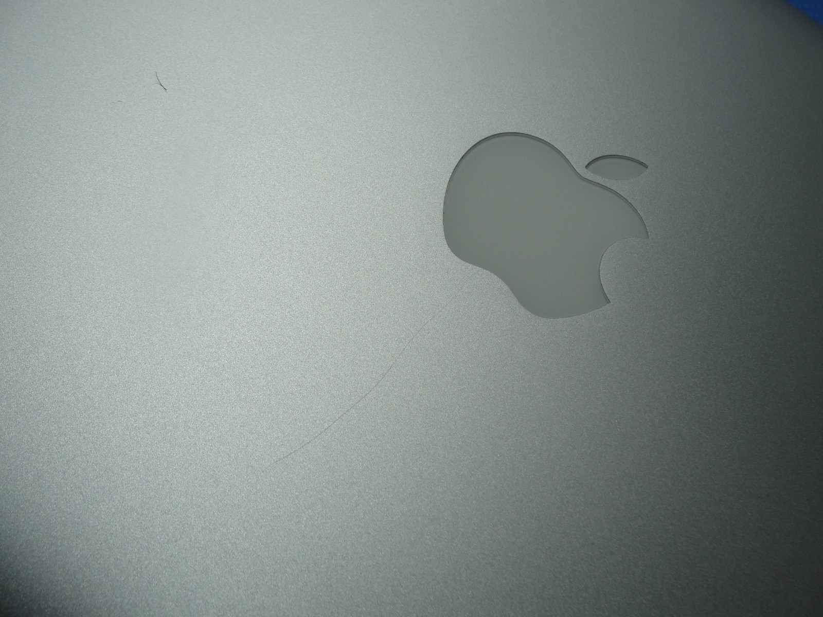MacBook Air 13″ A1466 Mid 2017 MQD32LL/A Glossy LCD Screen Assembly 661-02397