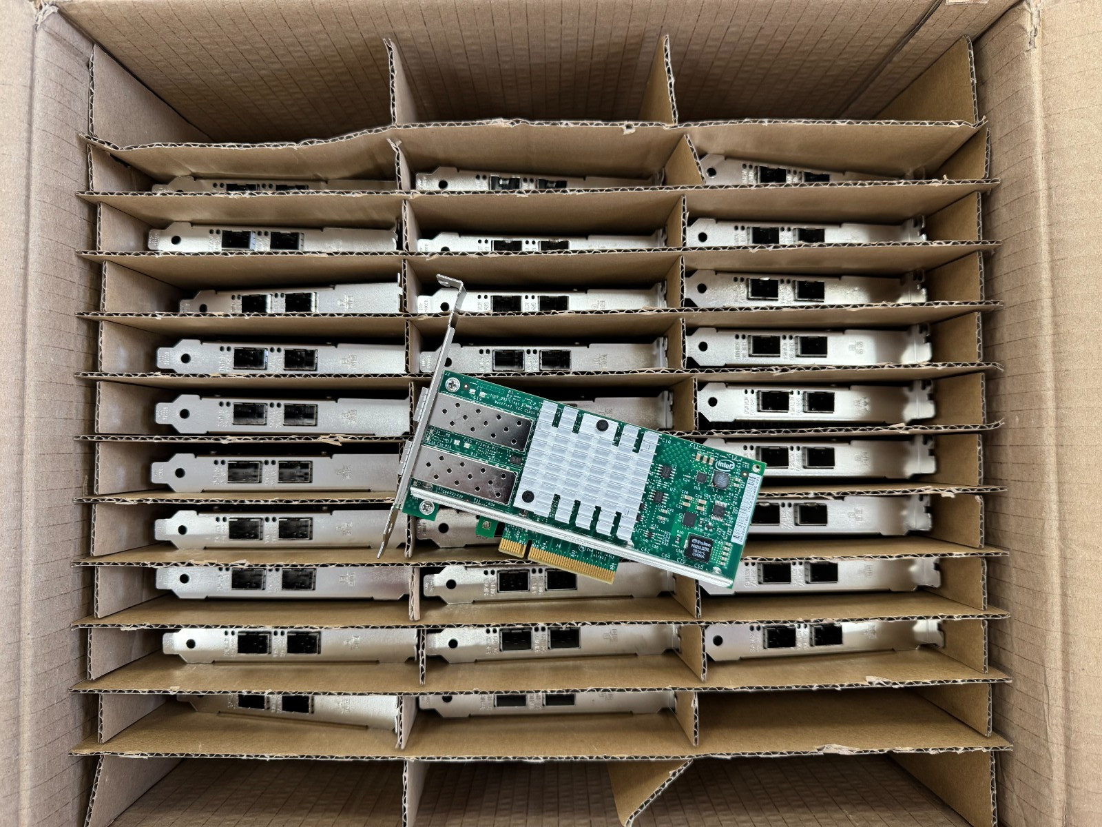 Genuine Intel X520-DA2 Dual port 10GB SFP+ PCIe with full height and low bracket