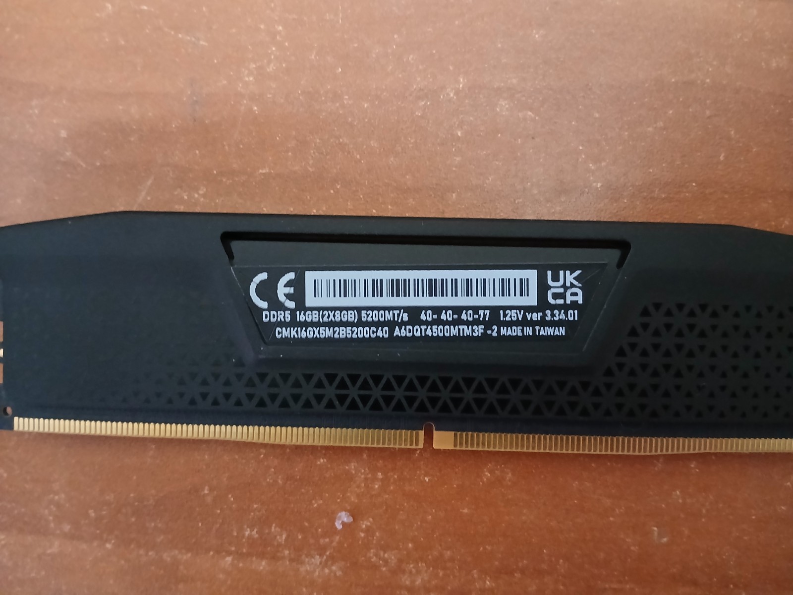 1x8GB Corsair Vengeance DDR5-5200 RAM Desktop CMK16GX5M2B5200C40