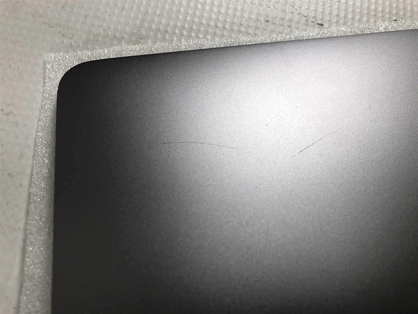Apple MacBook Pro A2141 16″ Display Assembly Space Gray Grade B 661-14200