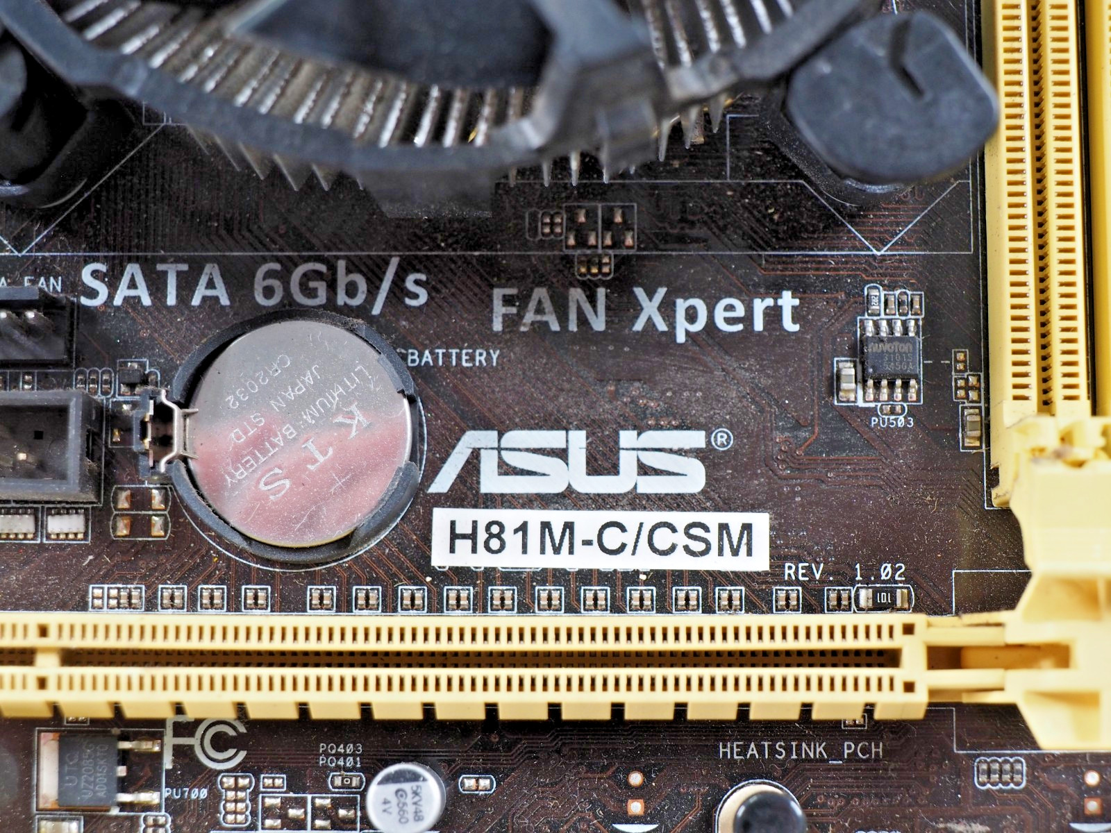 ASUS H81M-C/CSM LGA1150 Socket DDR3 DVI VGA Motherboard w/ I/O Shield (No CPU)