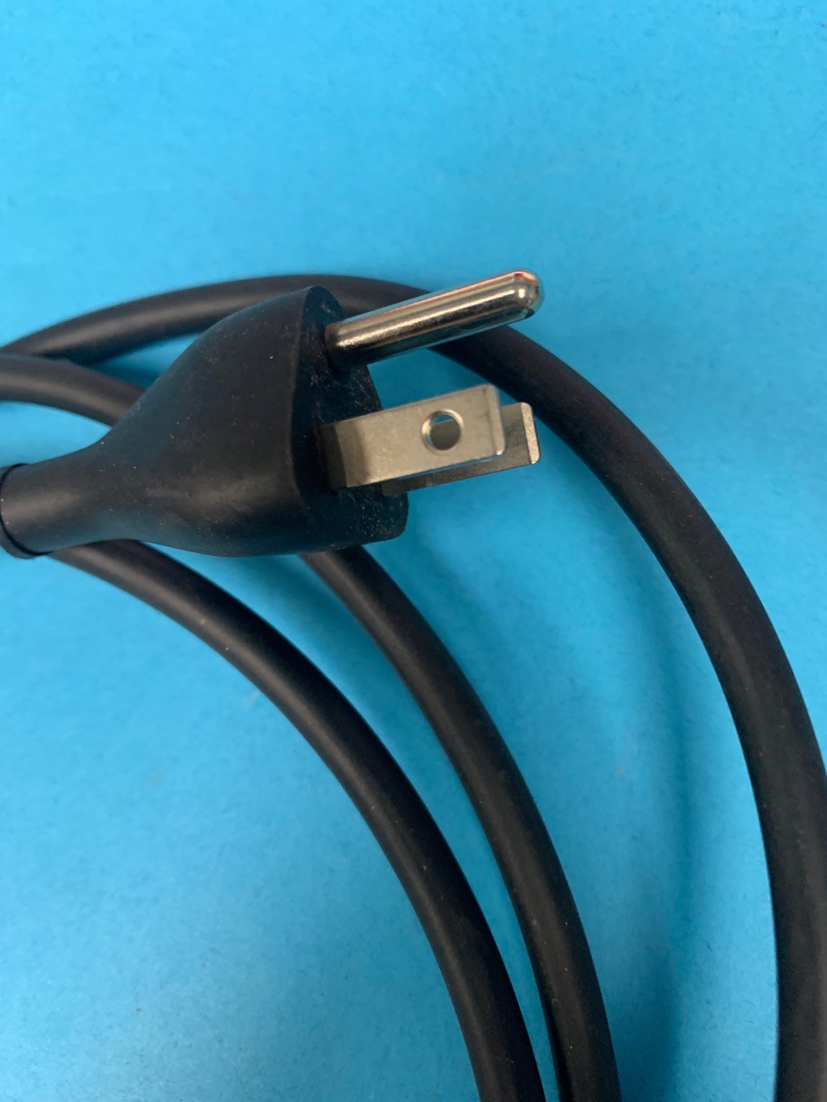 OEM Apple Cinema Display/iMac A1407 A1096 A1097 A1098.Power Cord 622-0153 BLACK