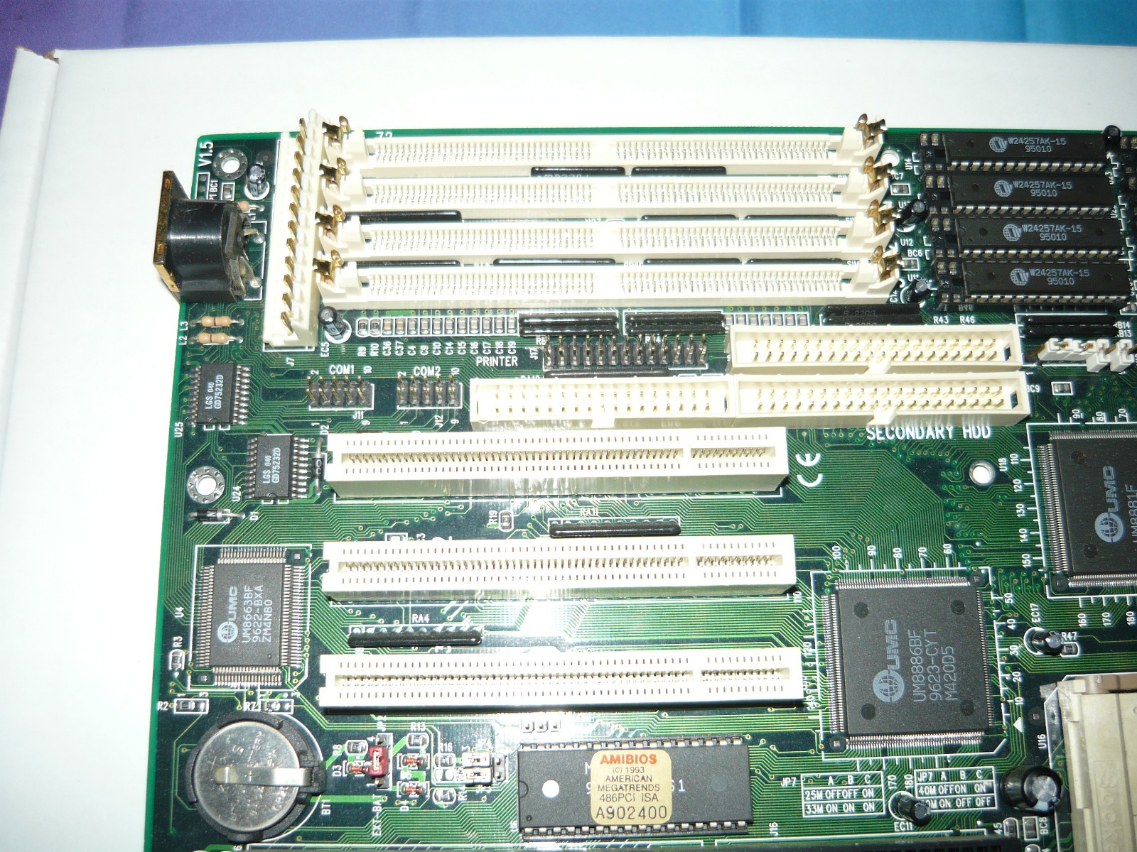 Vintage PC Chips M915 Socket 3 486 Motherboard Used Description