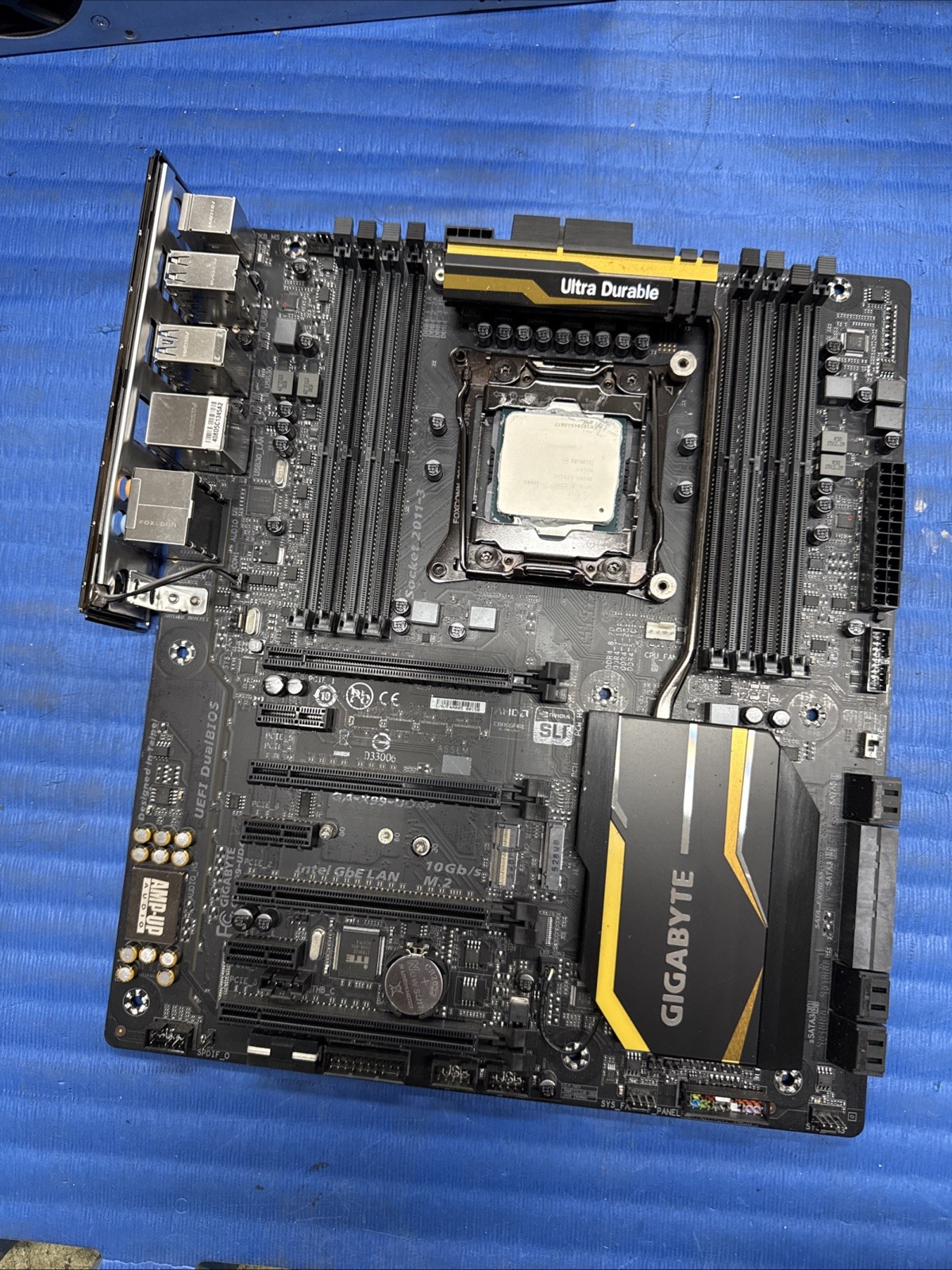 GIGABYTE GA-X99-UD4P Motherboard & I/O Shield & i7-5960X