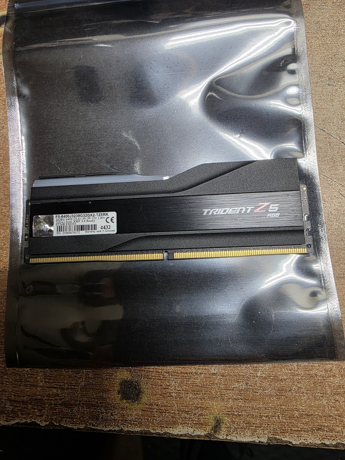 G.SKILL Trident Z5 RGB DDR5-6400 RAM 32GB(1x32GB) F5-6400J3239G32GX2-TZ5RK