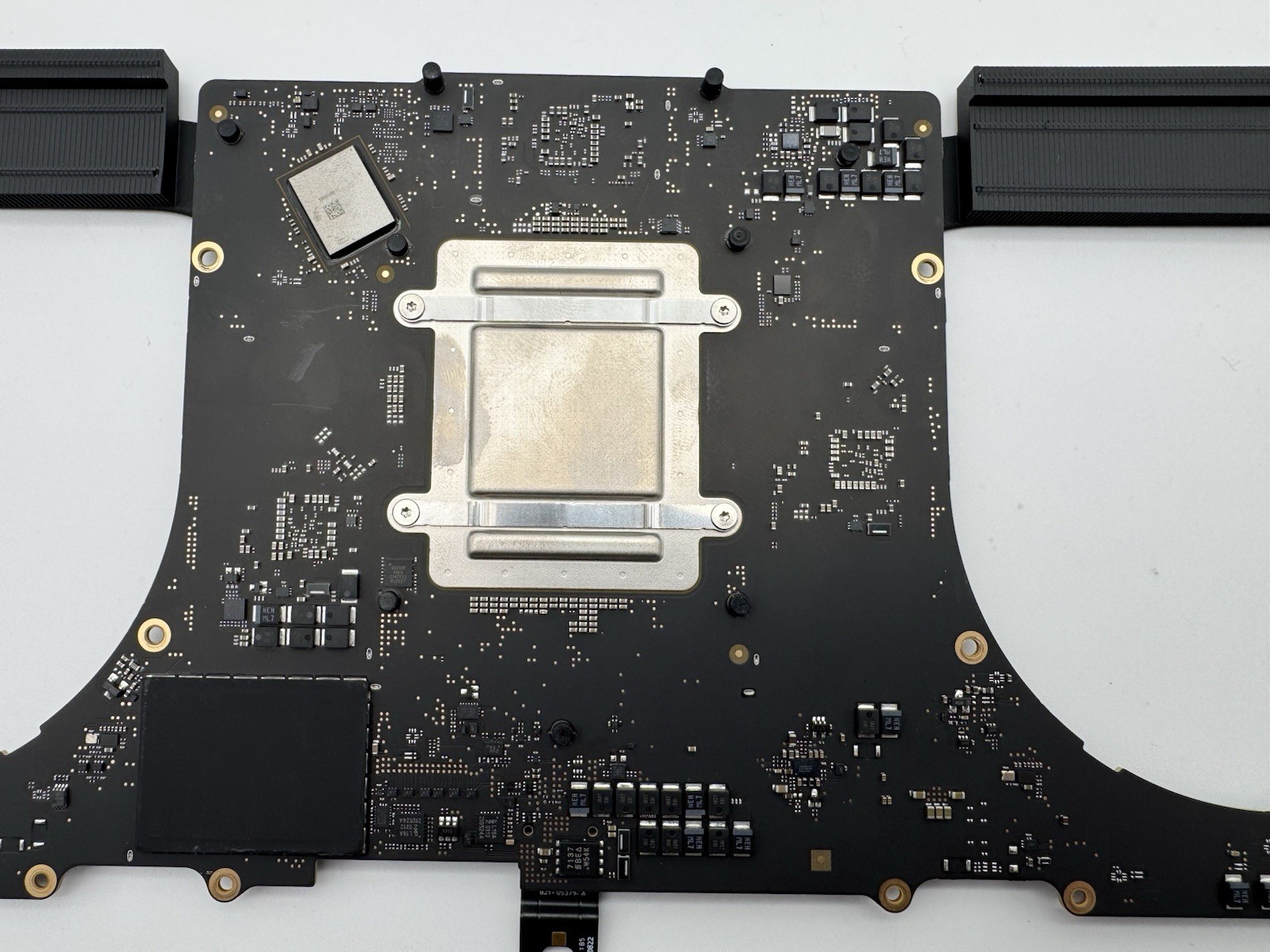 MACBOOK PRO A3403 M4 PRO LATE 2024 MOTHERBOARD *UNTESTED*