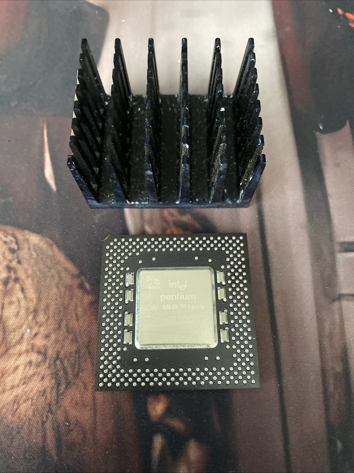 Vintage Intel Pentium MMX 233 233MHz (FV80503233) Socket 7 Processor CPU