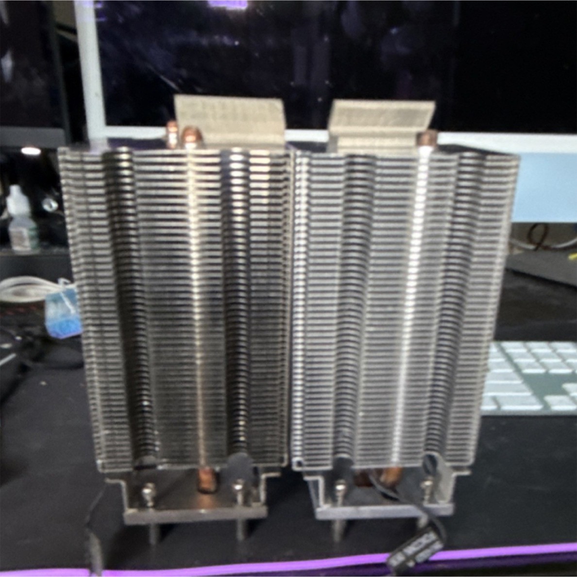 [2] Foxconn CPU Heatsink Cooler Aluminum/Copper Silver 2-Pin 593-0323