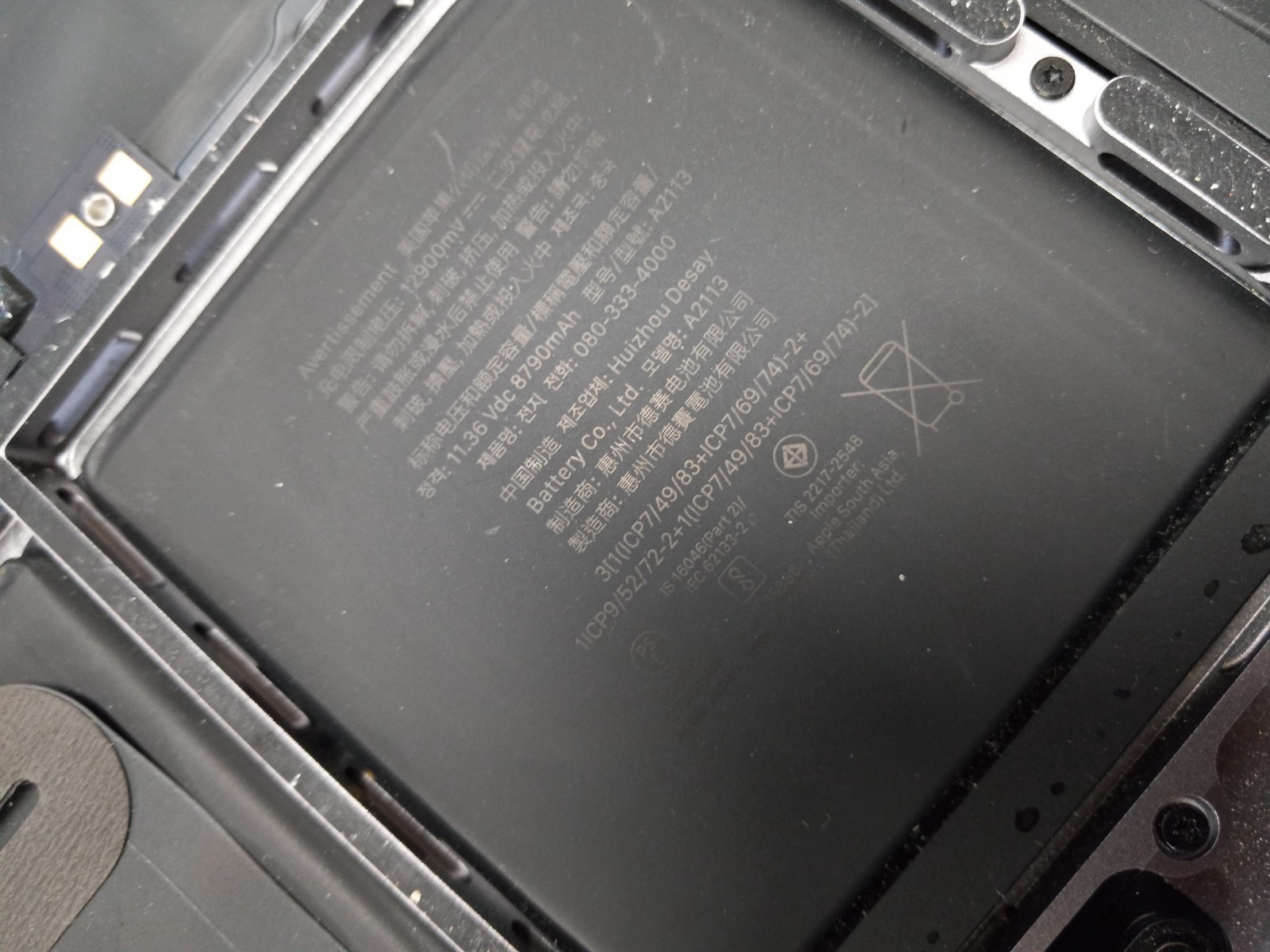 VERY GOOD 2019 MacBook Pro 16″ A2141 Keyboard Battery Space Gray CLEAN