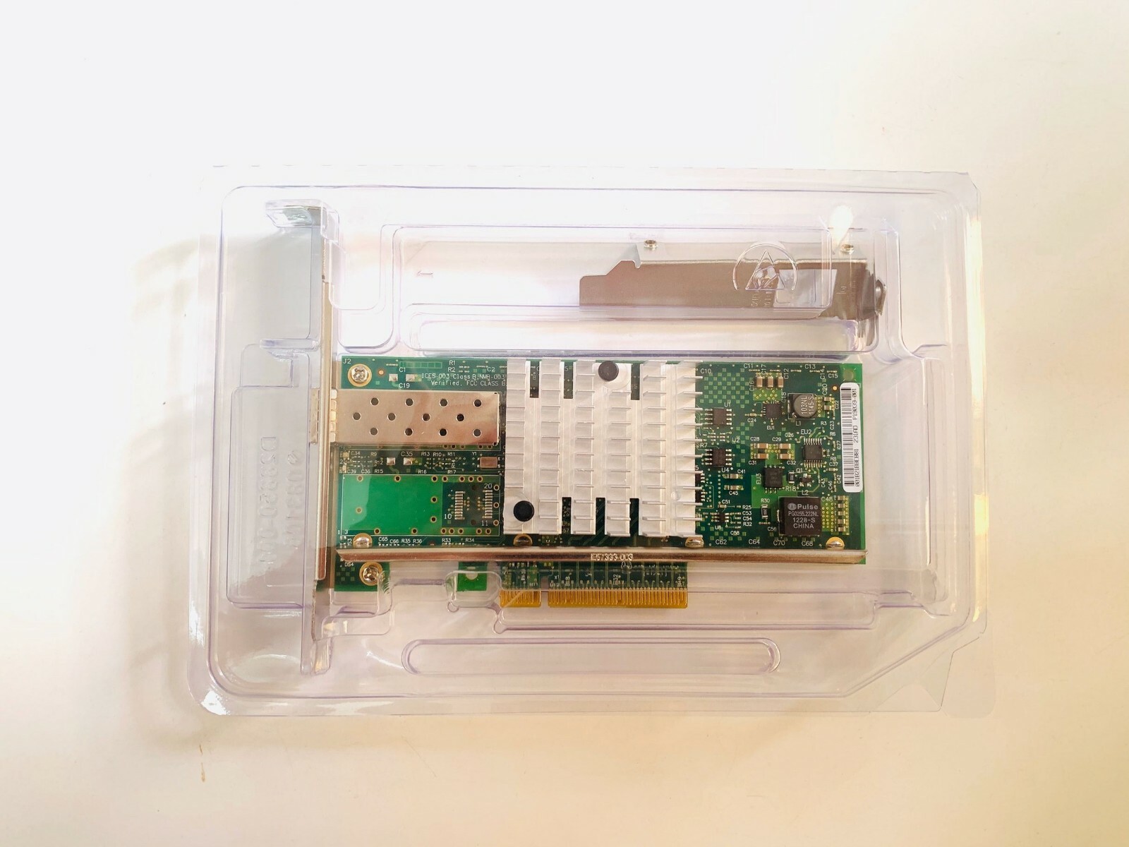 NEW Intel X520-DA1 E10G41BTDA 10GbE Ethernet Converged Network Adapter