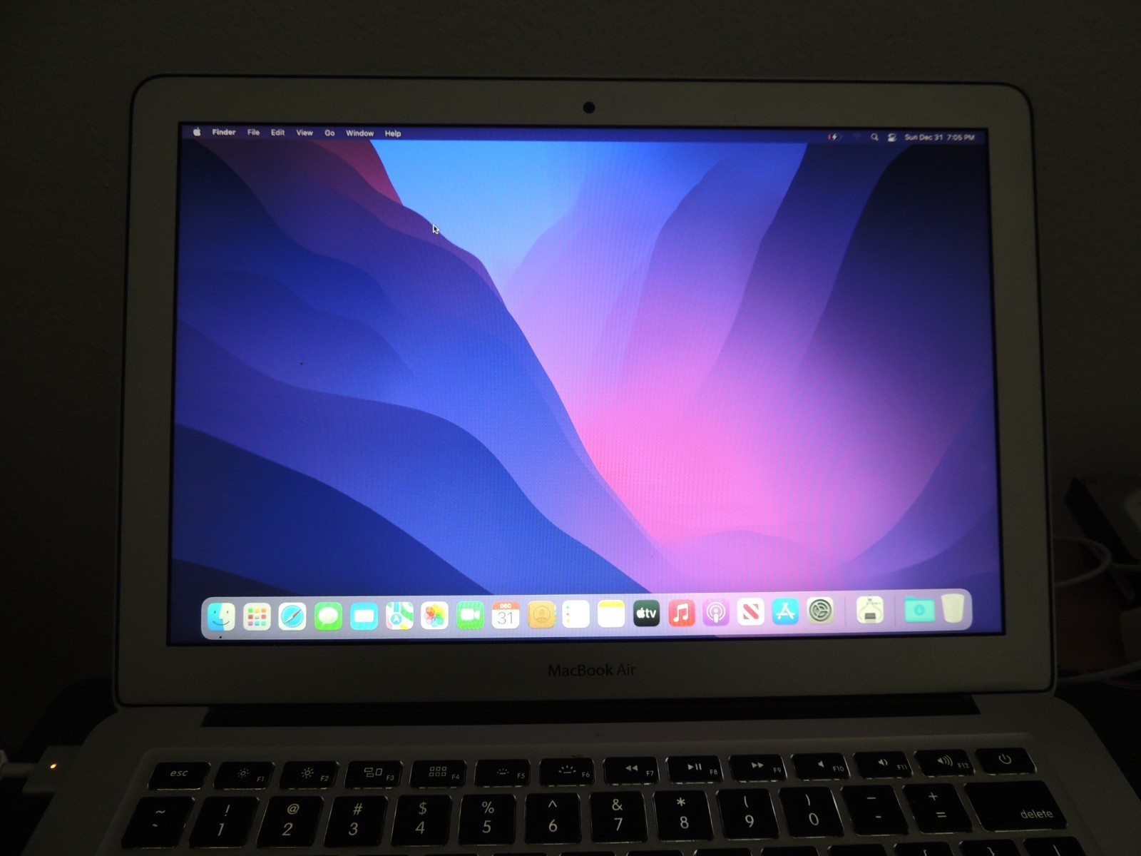 GENUINE LCD Screen Display Assembly MacBook Air 13″ A1466 Early 2014 GRADE A-
