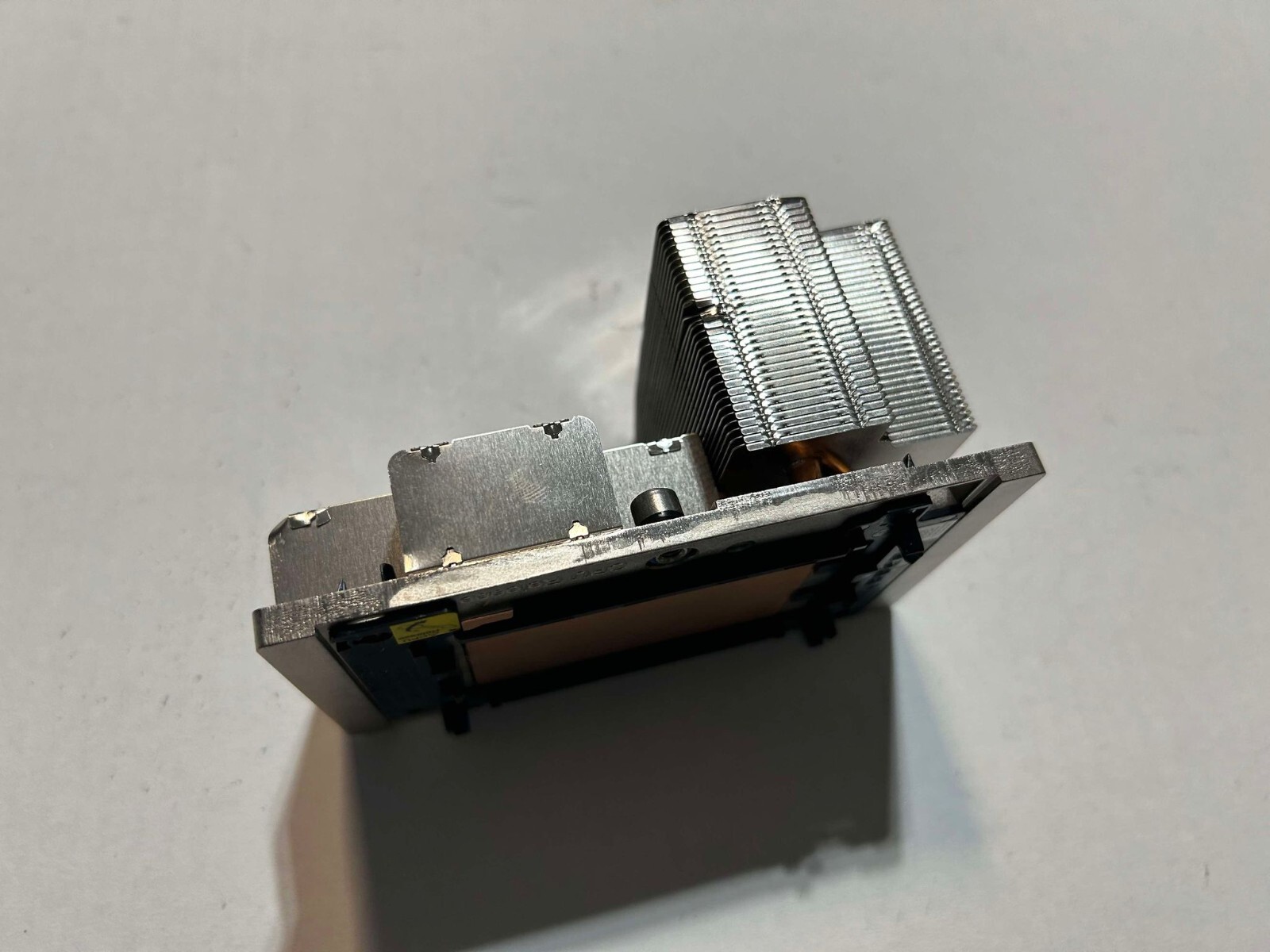 Dell EMC POWEREDGE R740 R740XD CPU Cooling Heatsink W/ Support Bracket TRJT7 B