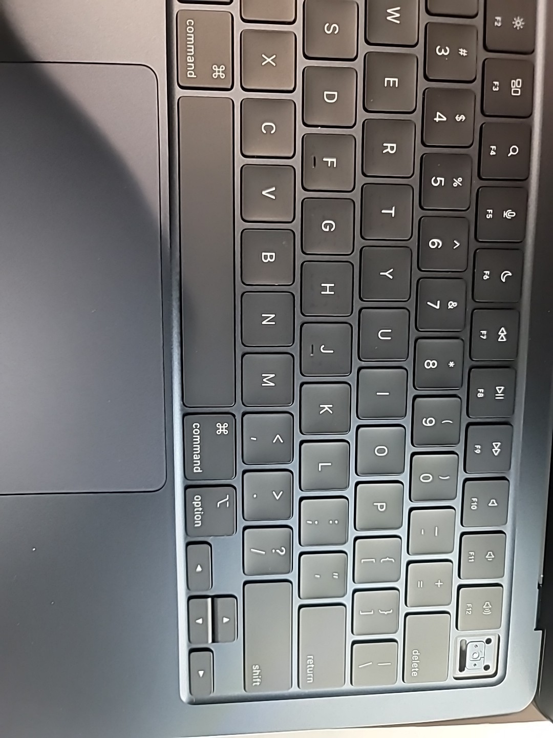OEM 13.6″ Apple MacBook Air 2022 M2 Midnight Top Caset Keyboard A Grade A2681