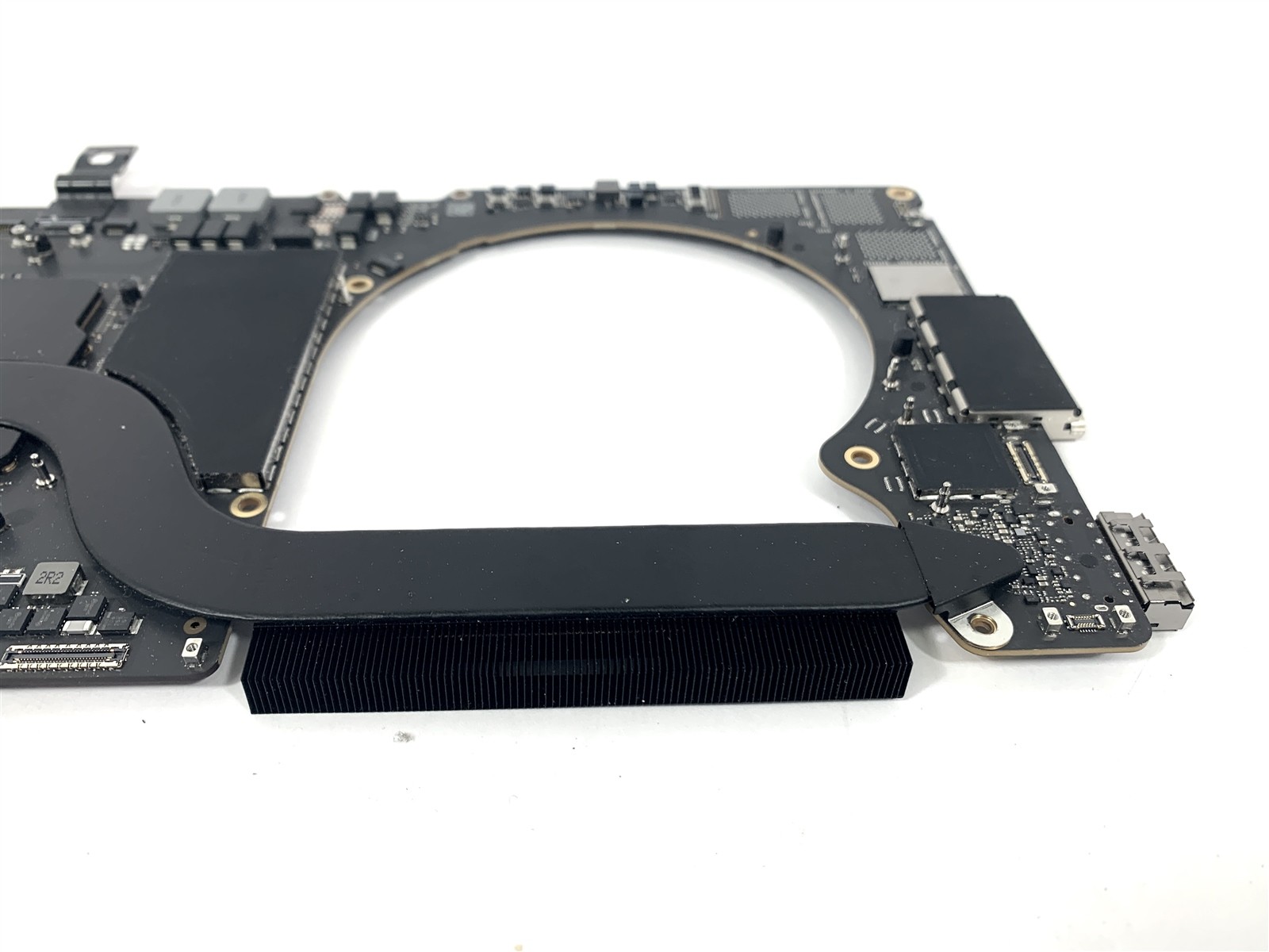 Apple MacBook Pro A2485 M1 Pro | 16-Core GPU 512GB 16GB Logic Board 820-02100-A