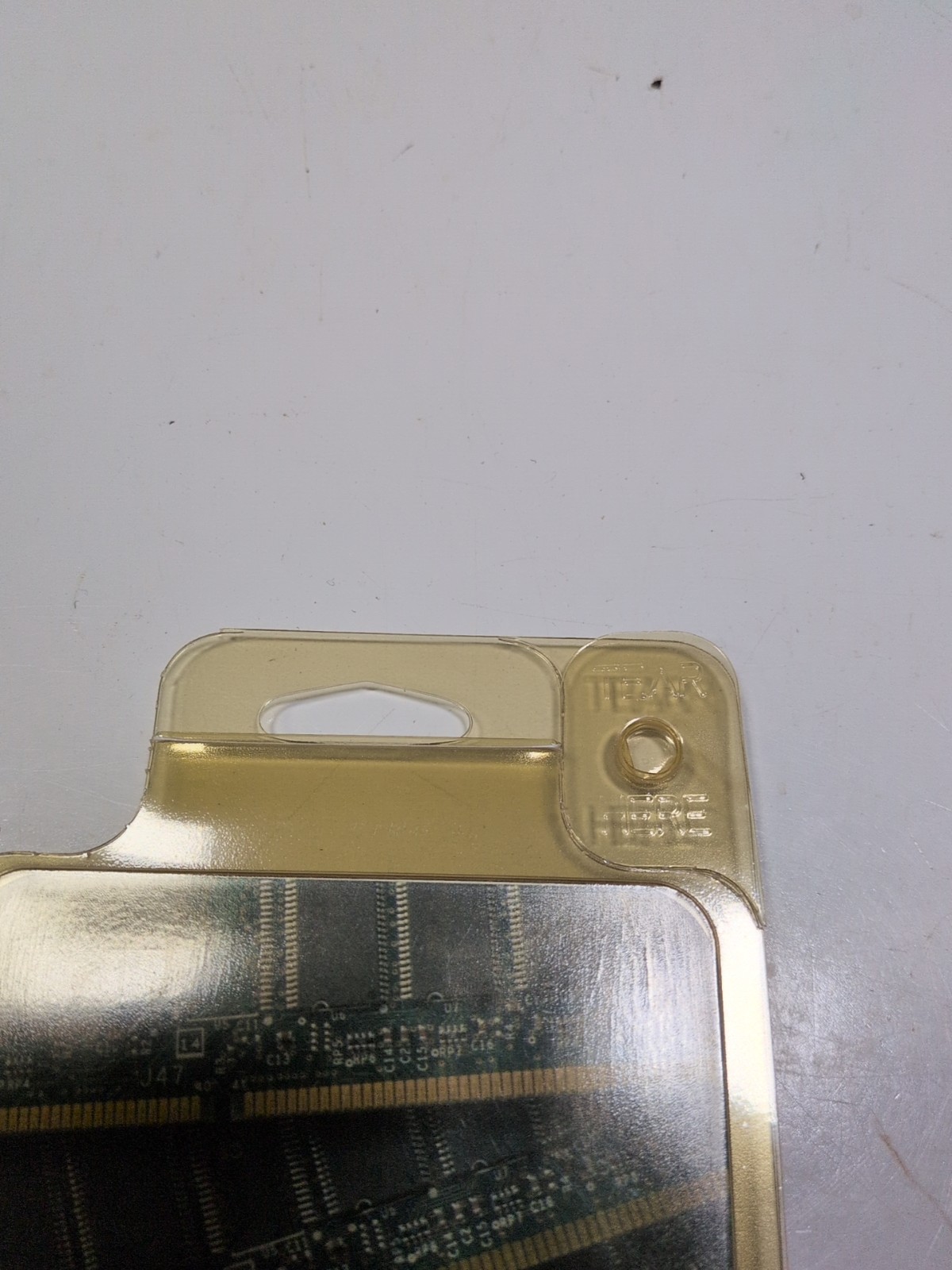 Crucial 512MB – DDR – 266MHz – CL2.5 / CT6464Z265 NOS