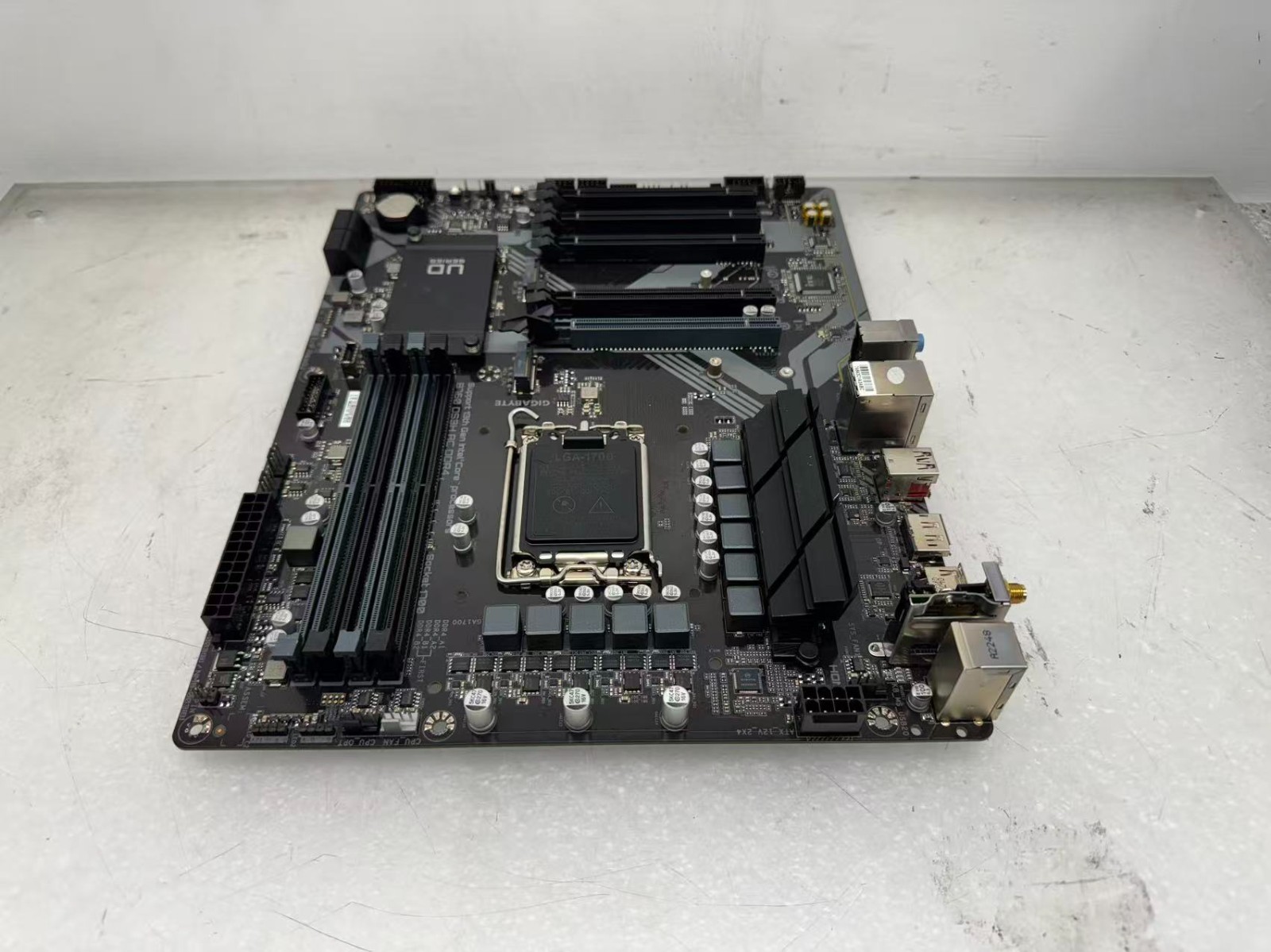 GIGABYTE B760 DS3H AC DDR4 Intel LGA 1700 ATX Motherboard