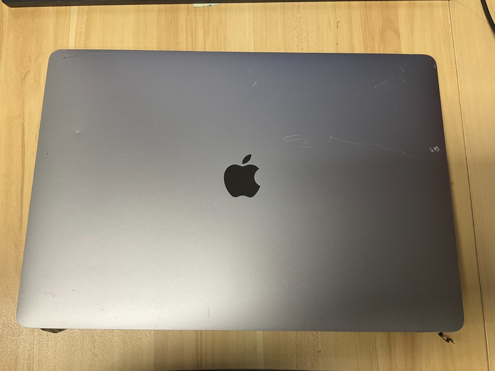 Apple MacBook Pro 16in A2141 Replacement LCD Screen Assembly Gray Grade C