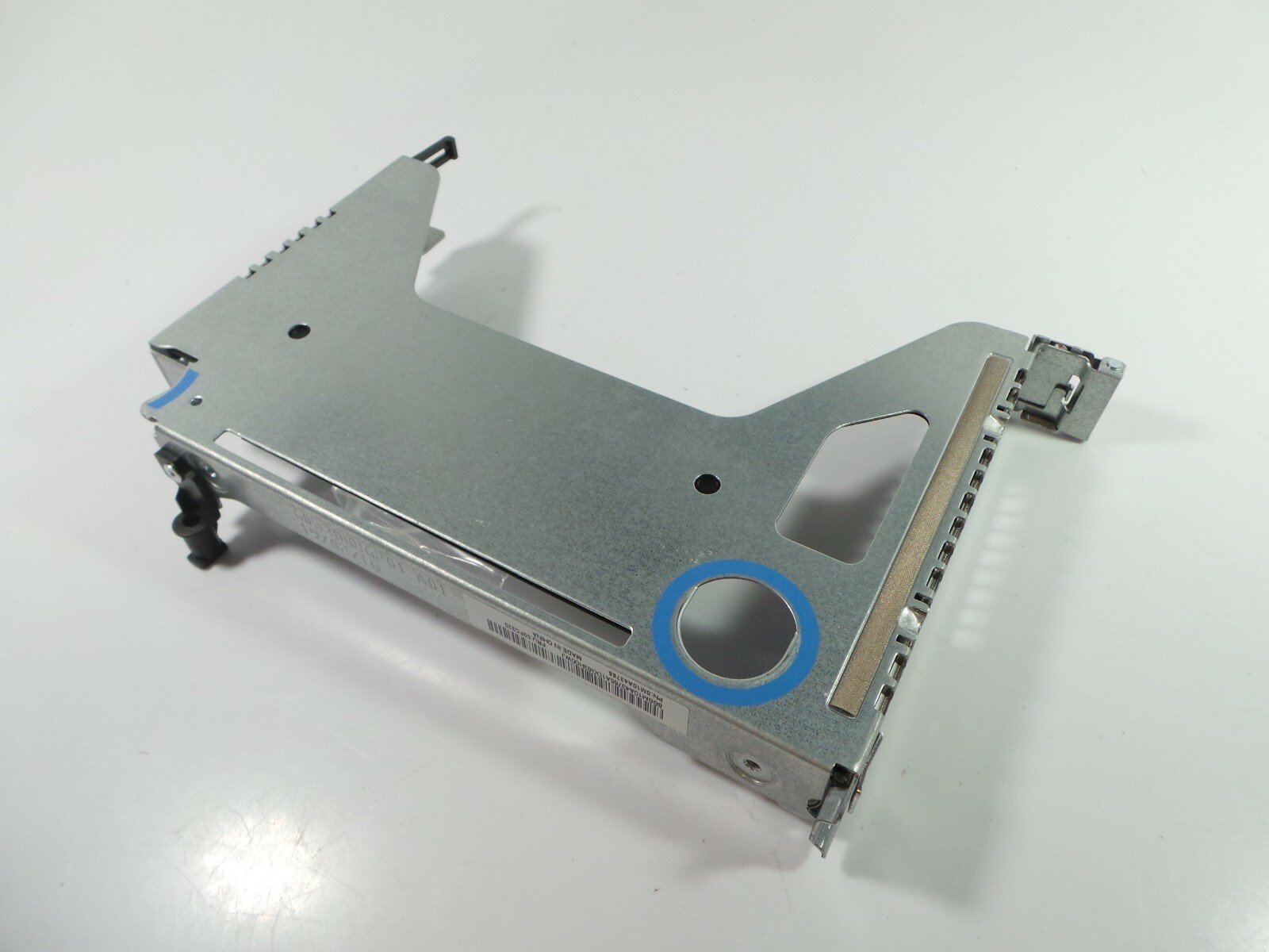 LENOVO RISER SLOT 1 BRACKET FOR LENOVO THINKSERVER RD350 – 1U FHHL 00FC320
